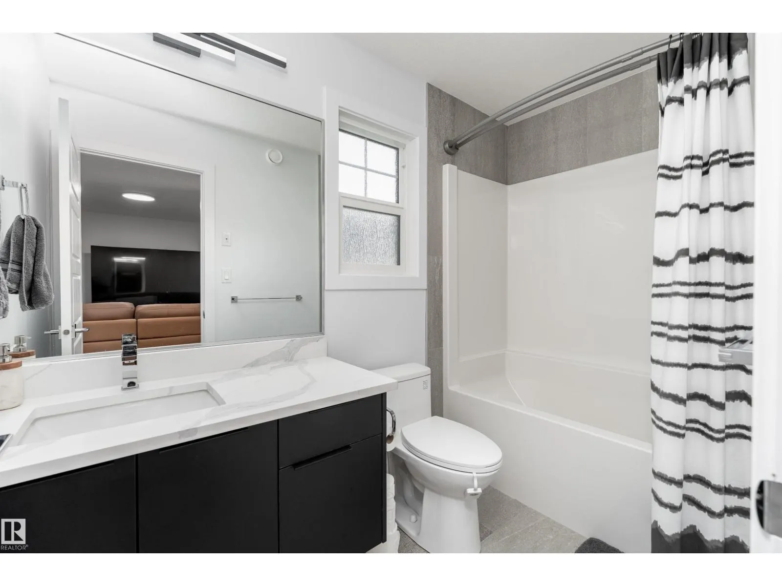 3235 PELERIN CR