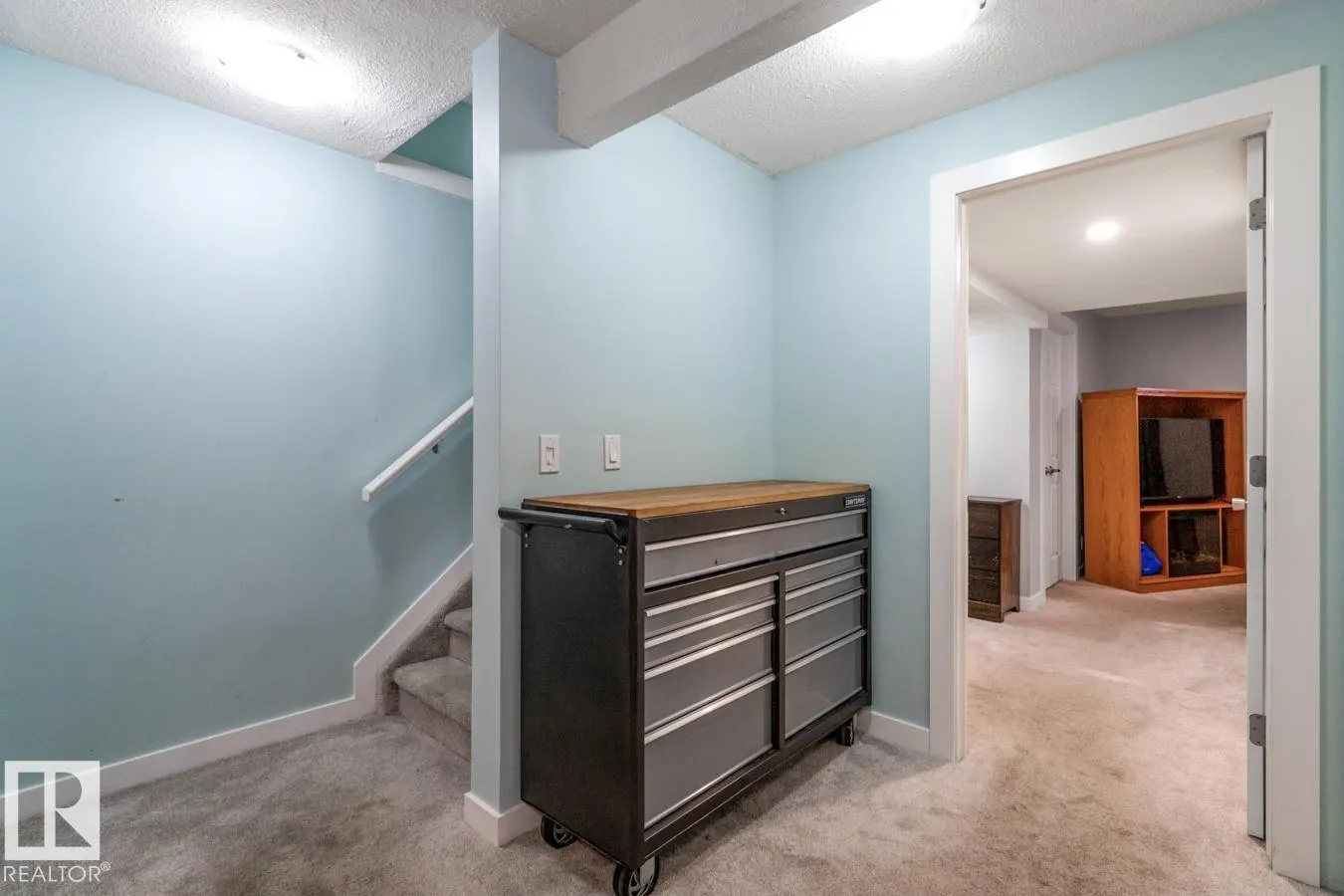 #31 3380 28A AV NW