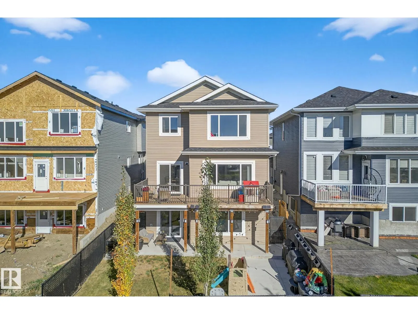 9219 183 AV NW