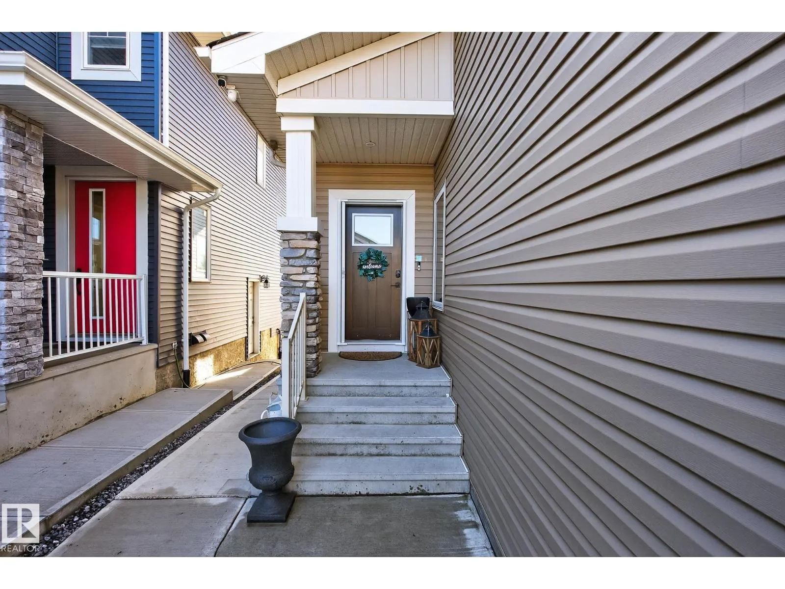 9219 183 AV NW