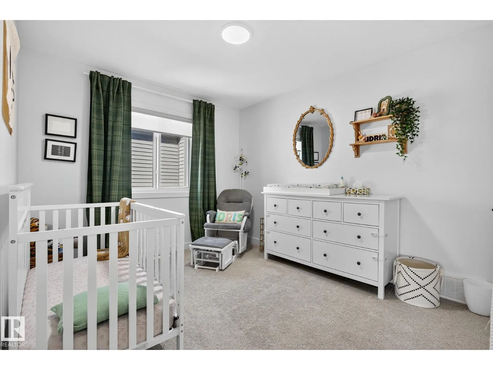 9219 183 AV NW