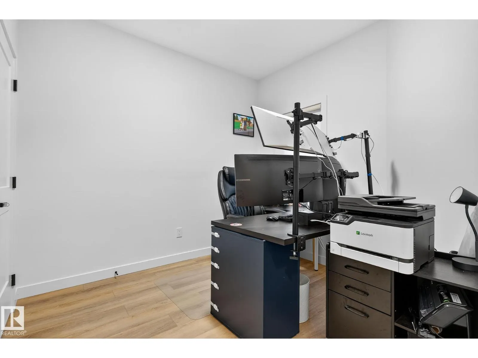 9219 183 AV NW