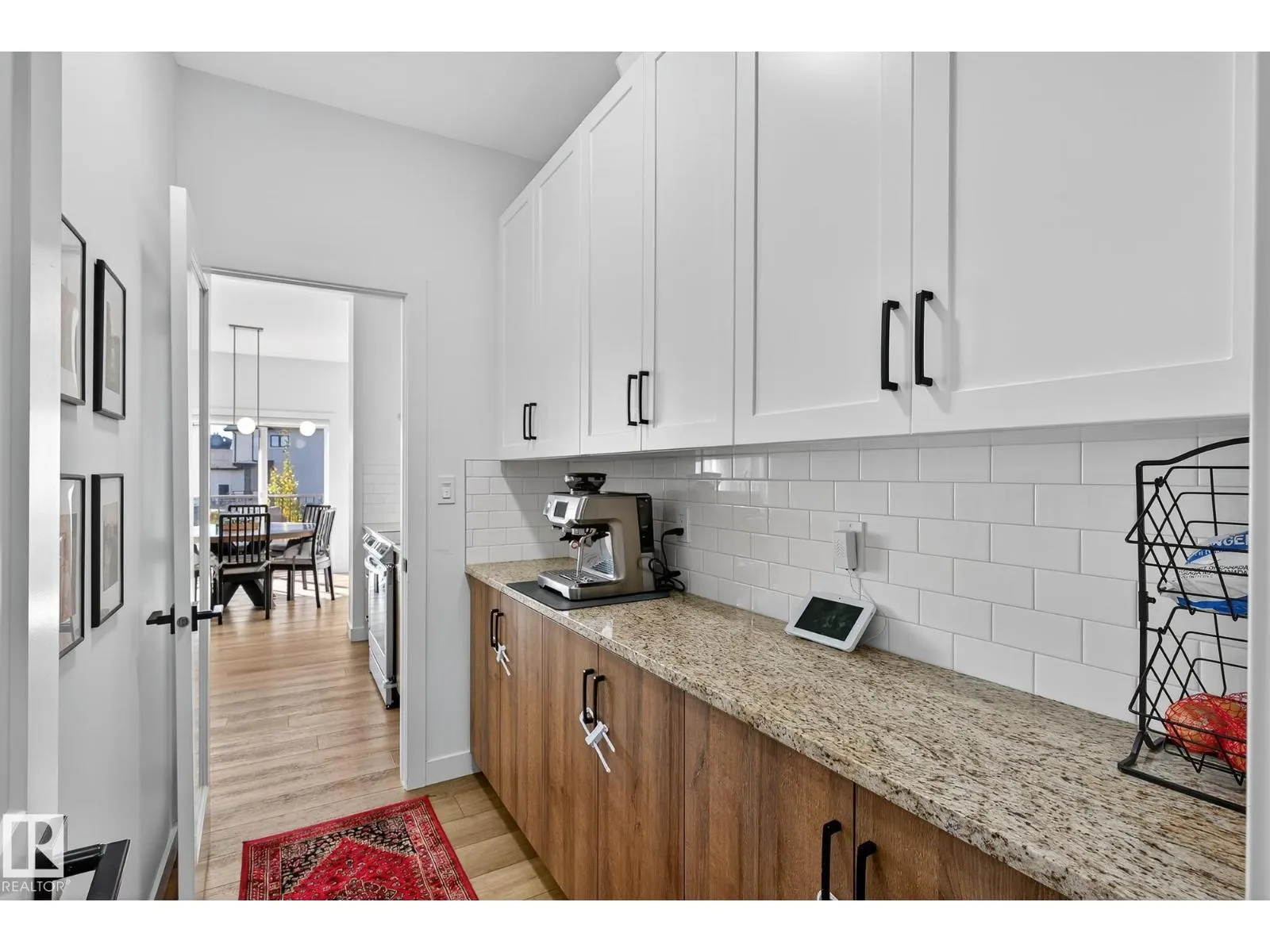9219 183 AV NW