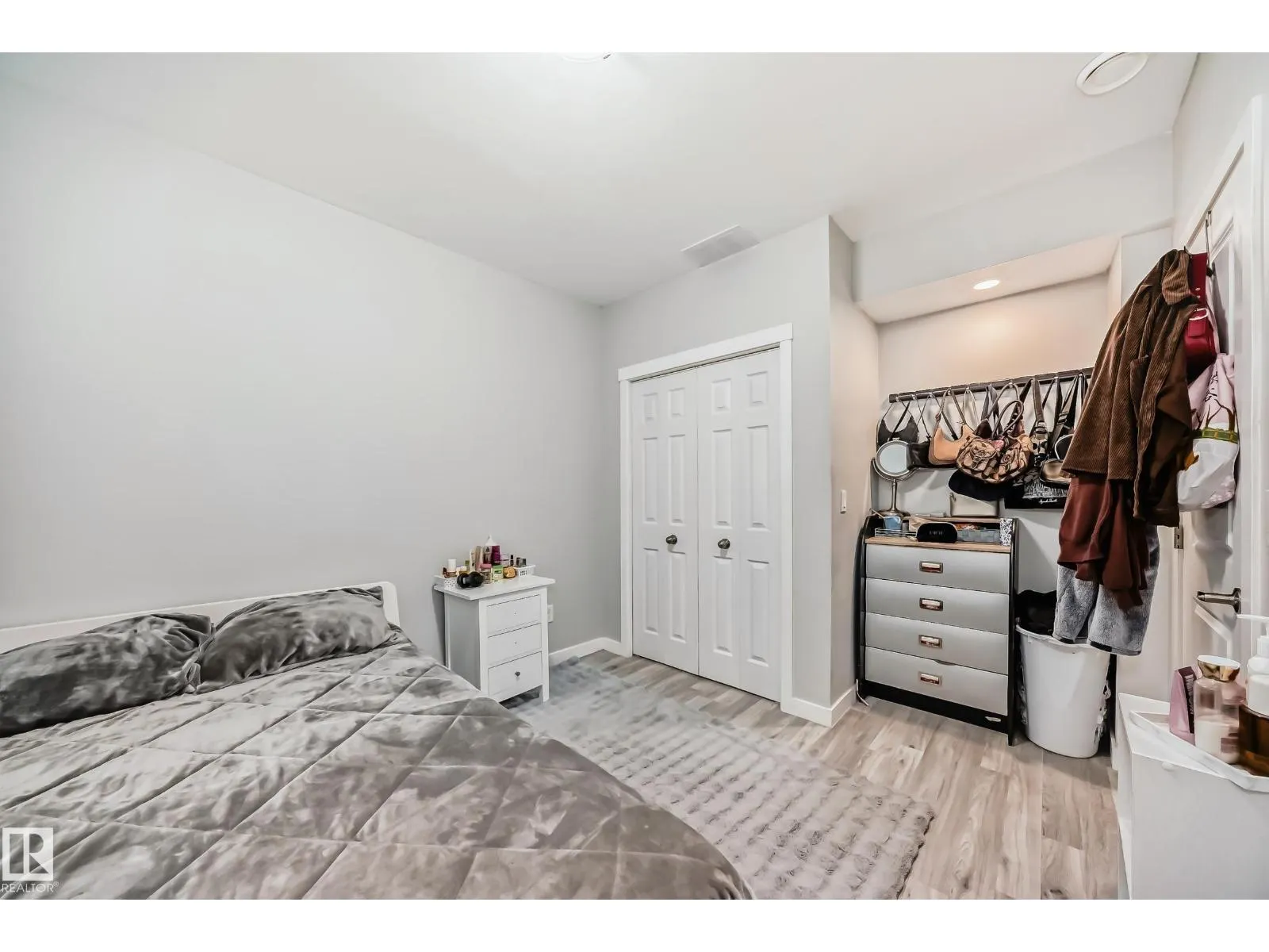 17112 64 ST NW