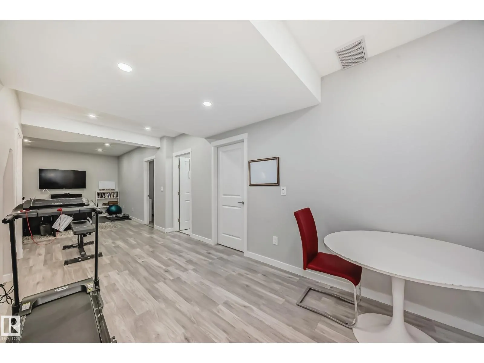 17112 64 ST NW