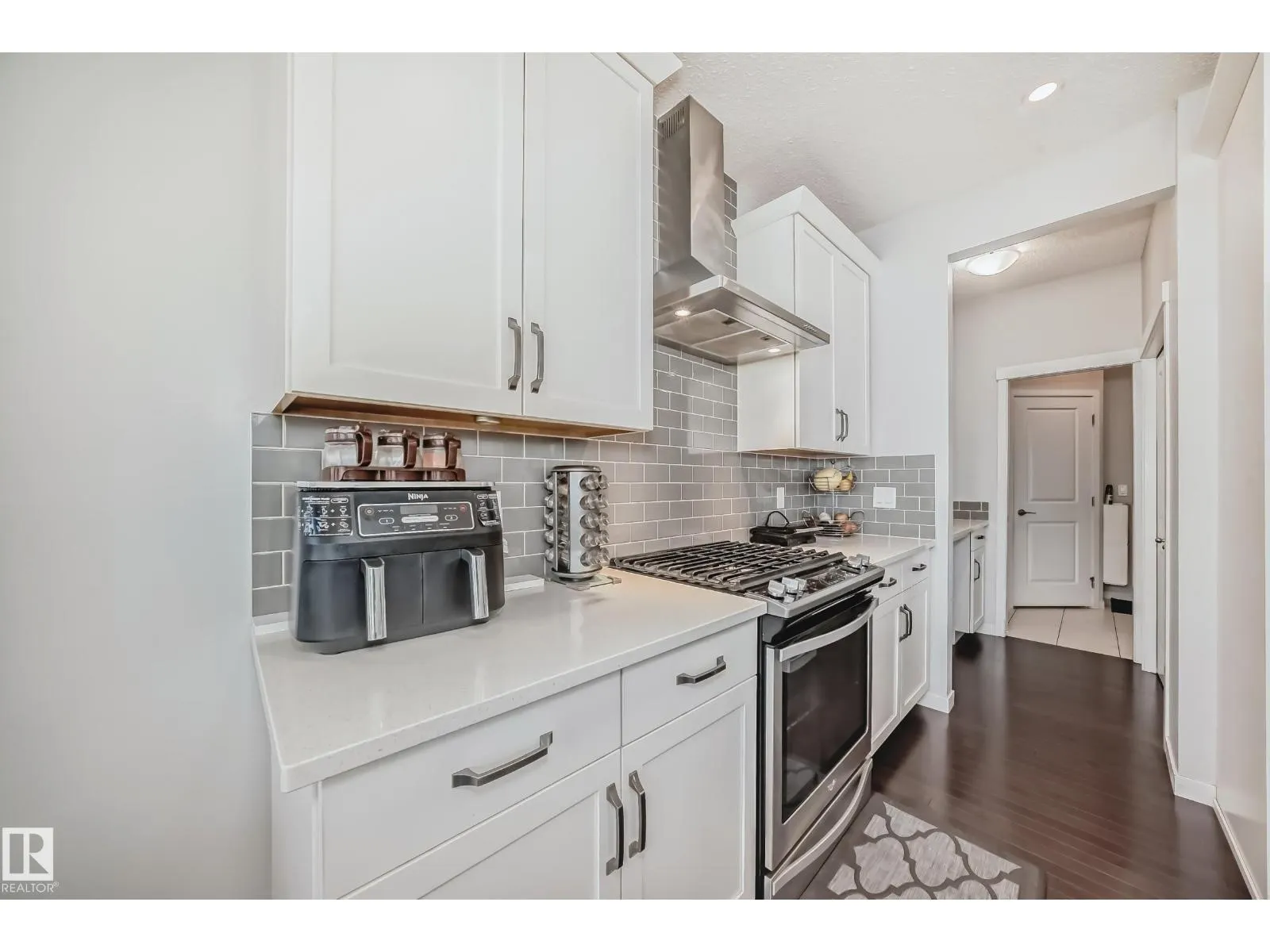 17112 64 ST NW