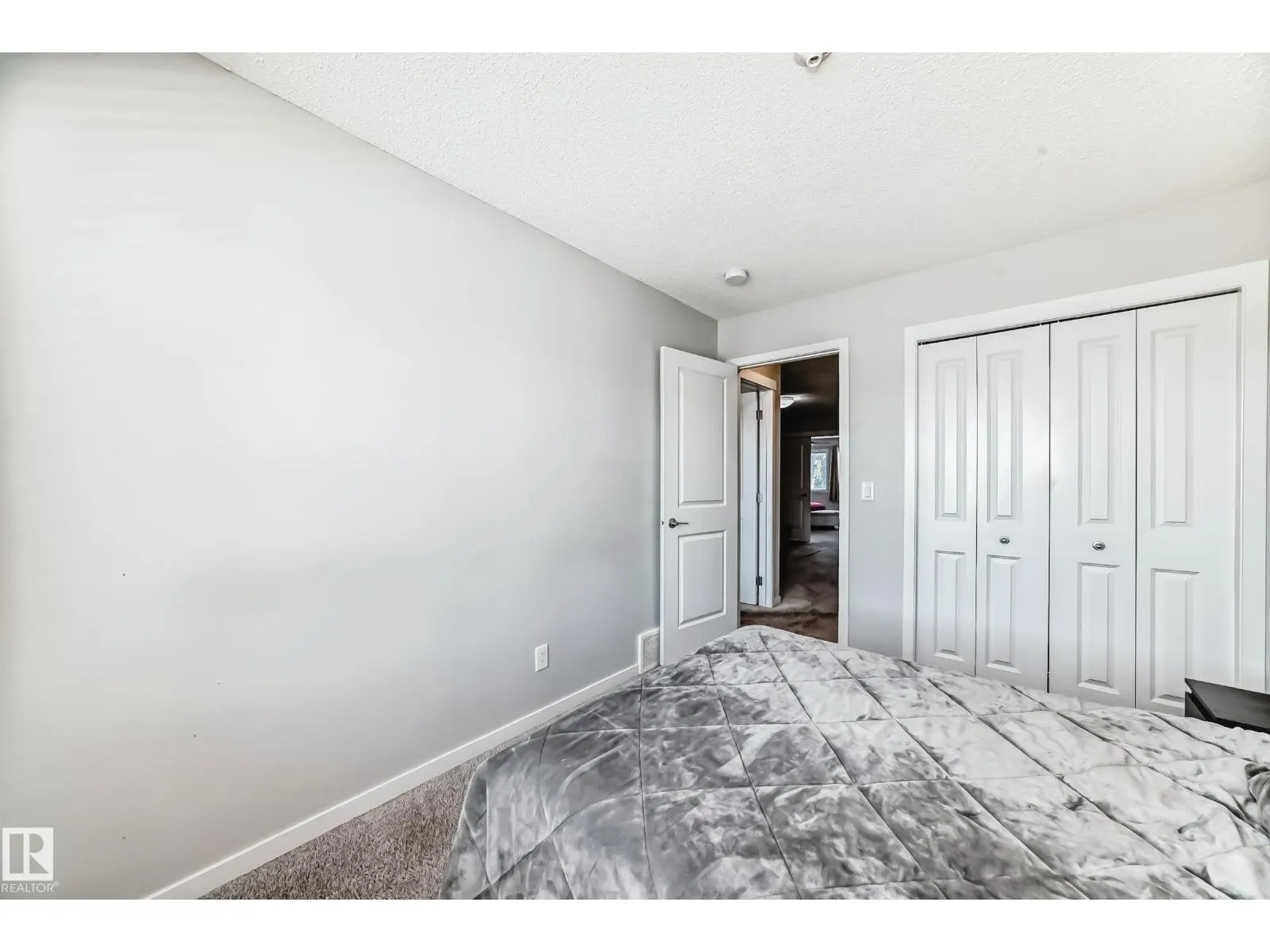 17112 64 ST NW