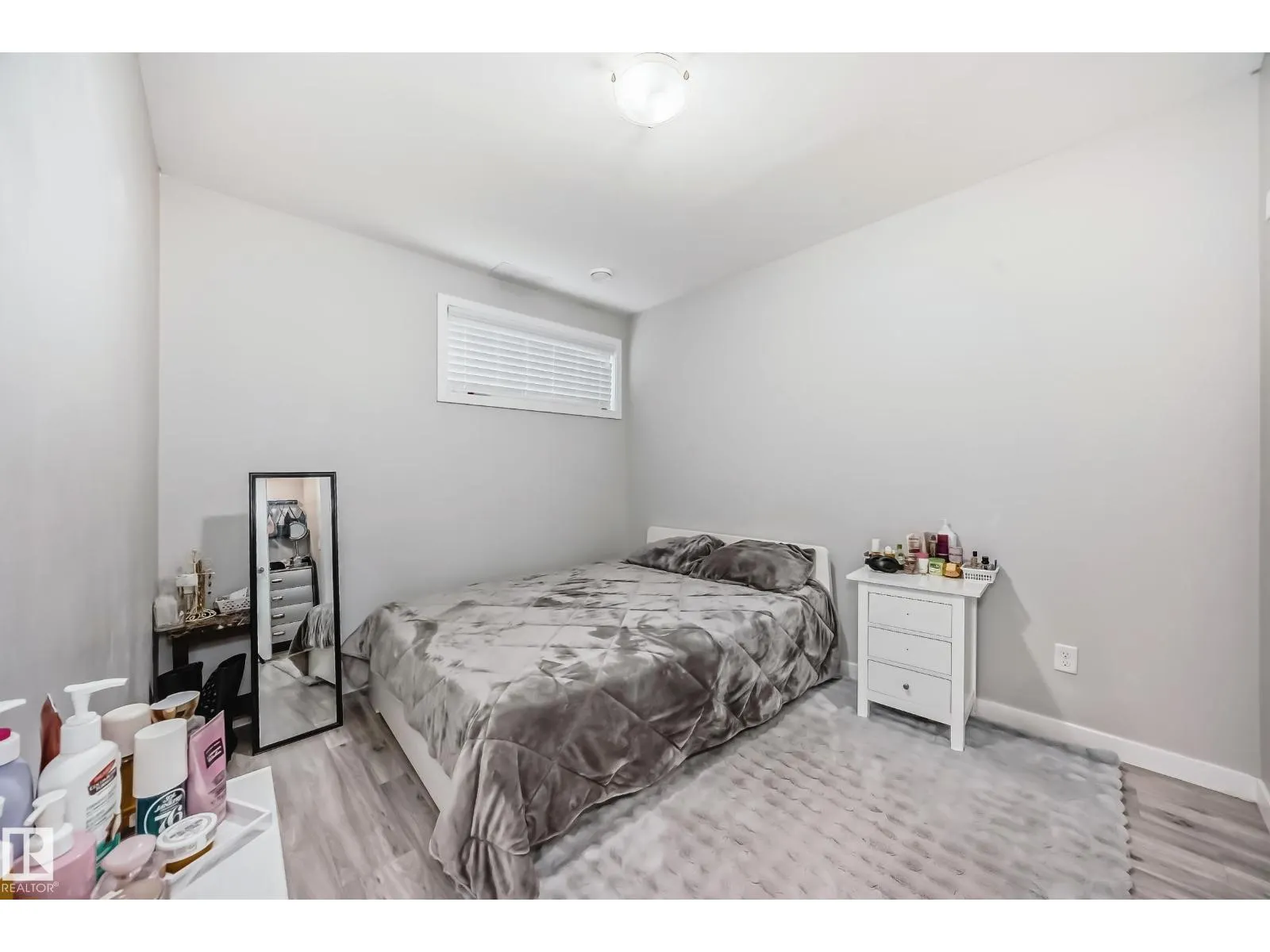 17112 64 ST NW
