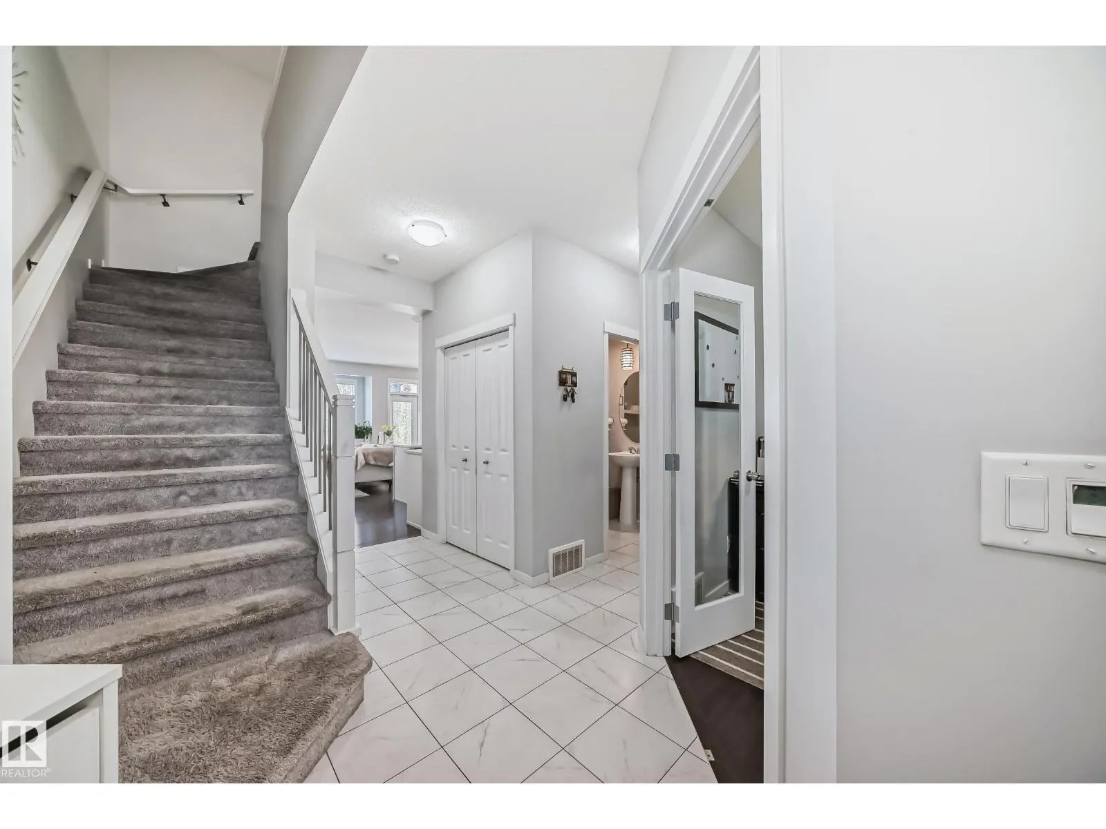 17112 64 ST NW