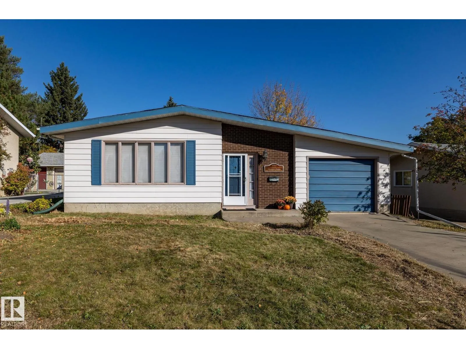 127 GREENGROVE AV