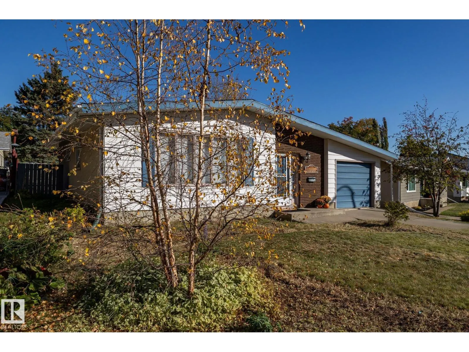 127 GREENGROVE AV