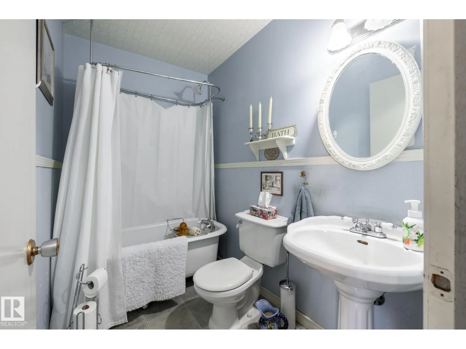 127 GREENGROVE AV