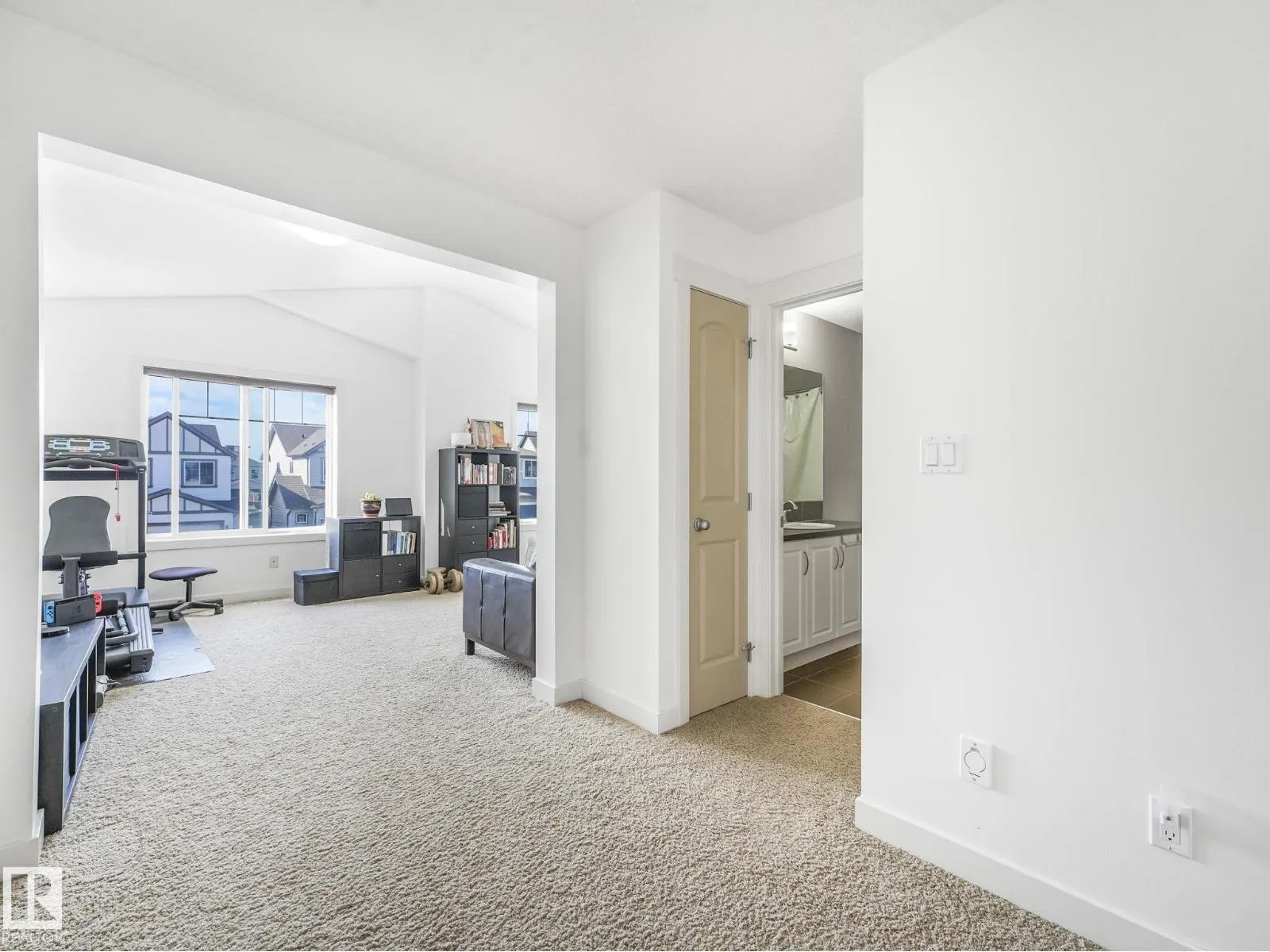 1004 SECORD PM NW