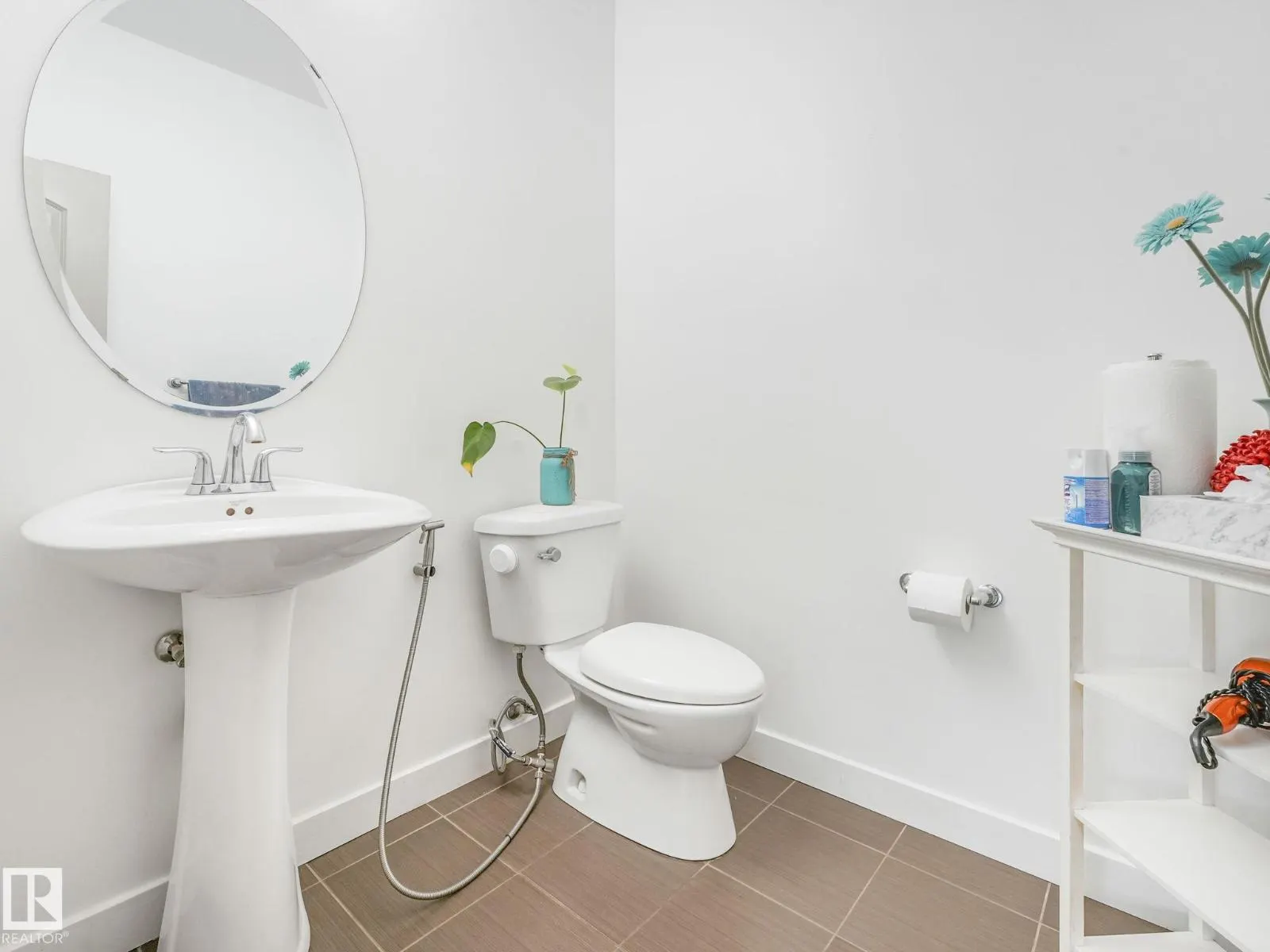 1004 SECORD PM NW