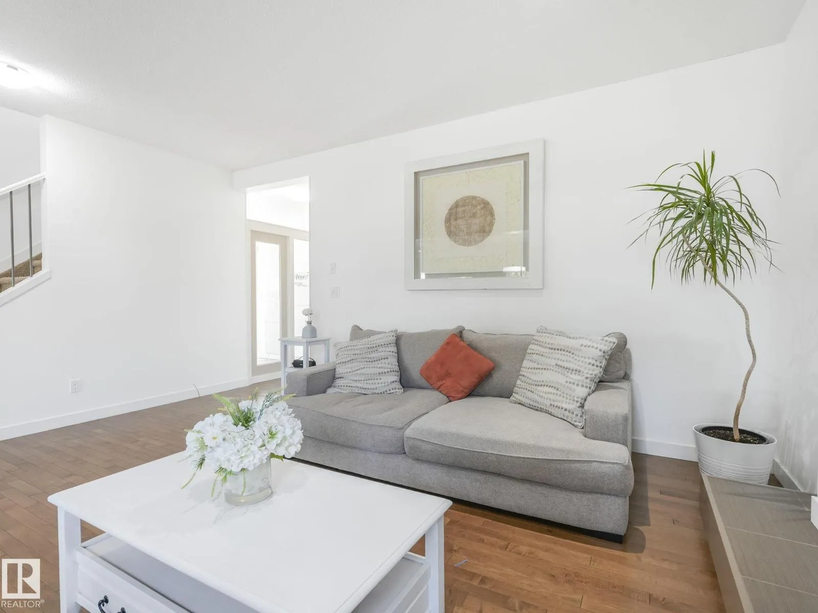 1004 SECORD PM NW