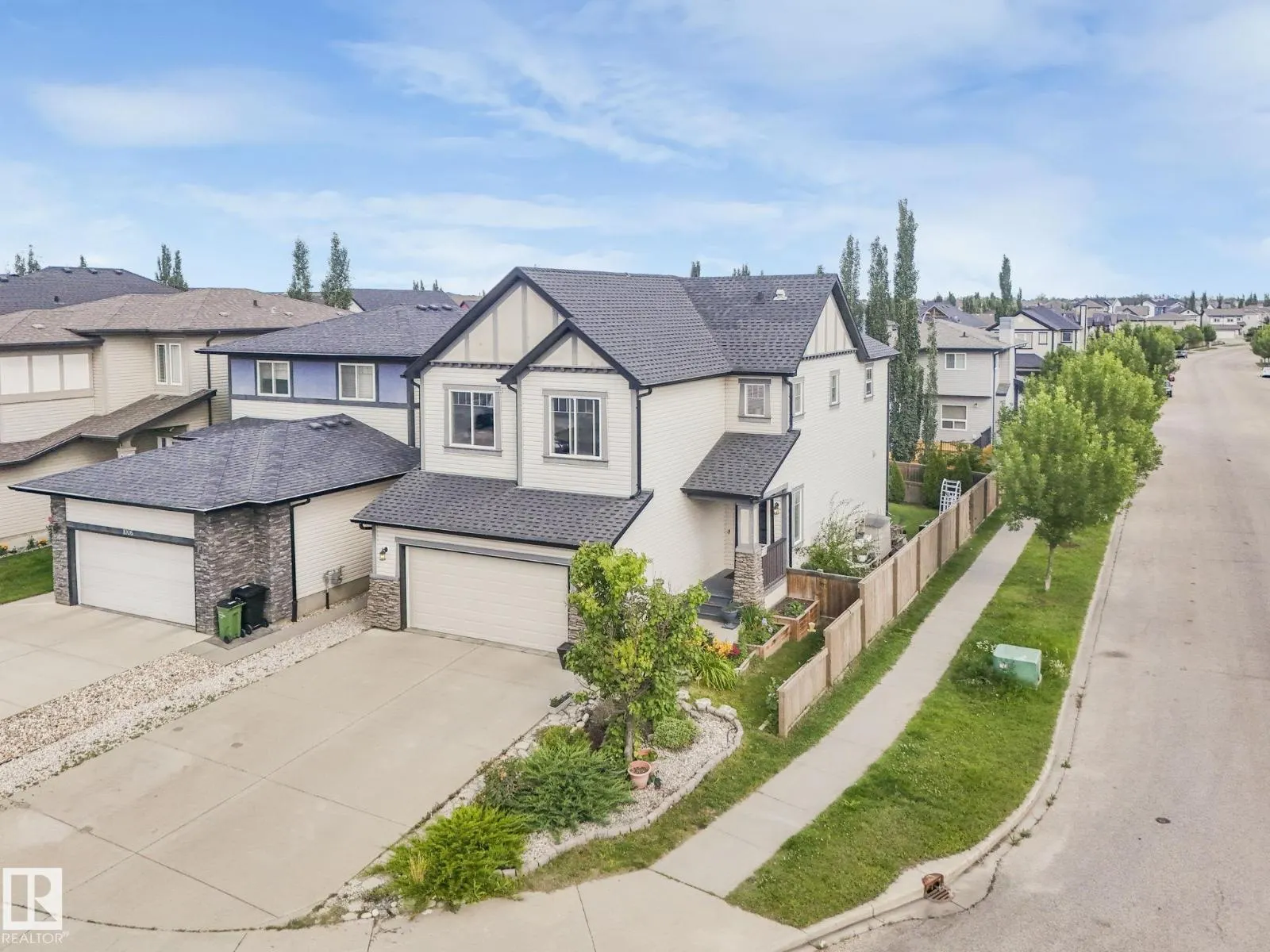 1004 SECORD PM NW