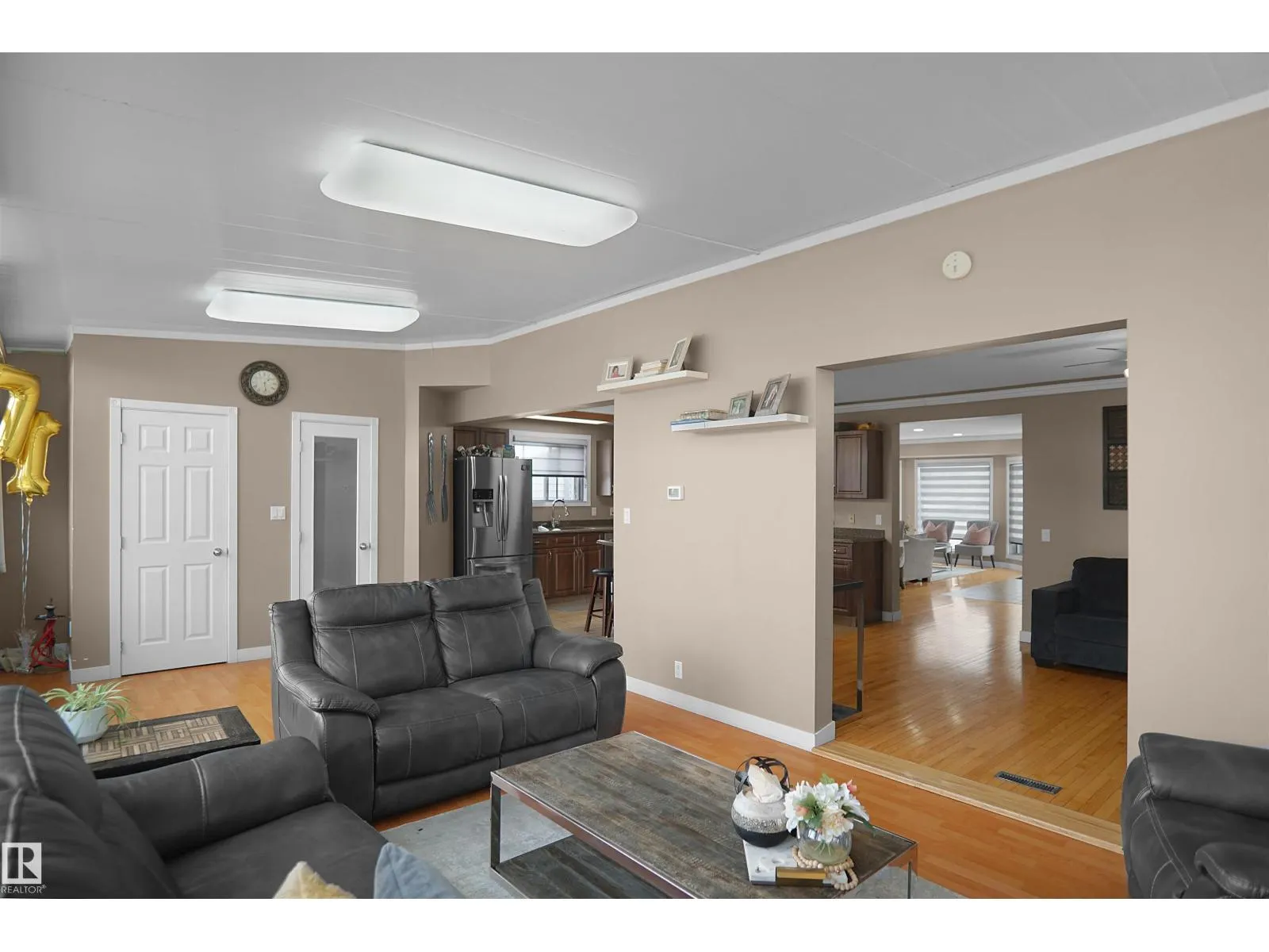 15519 70 ST NW