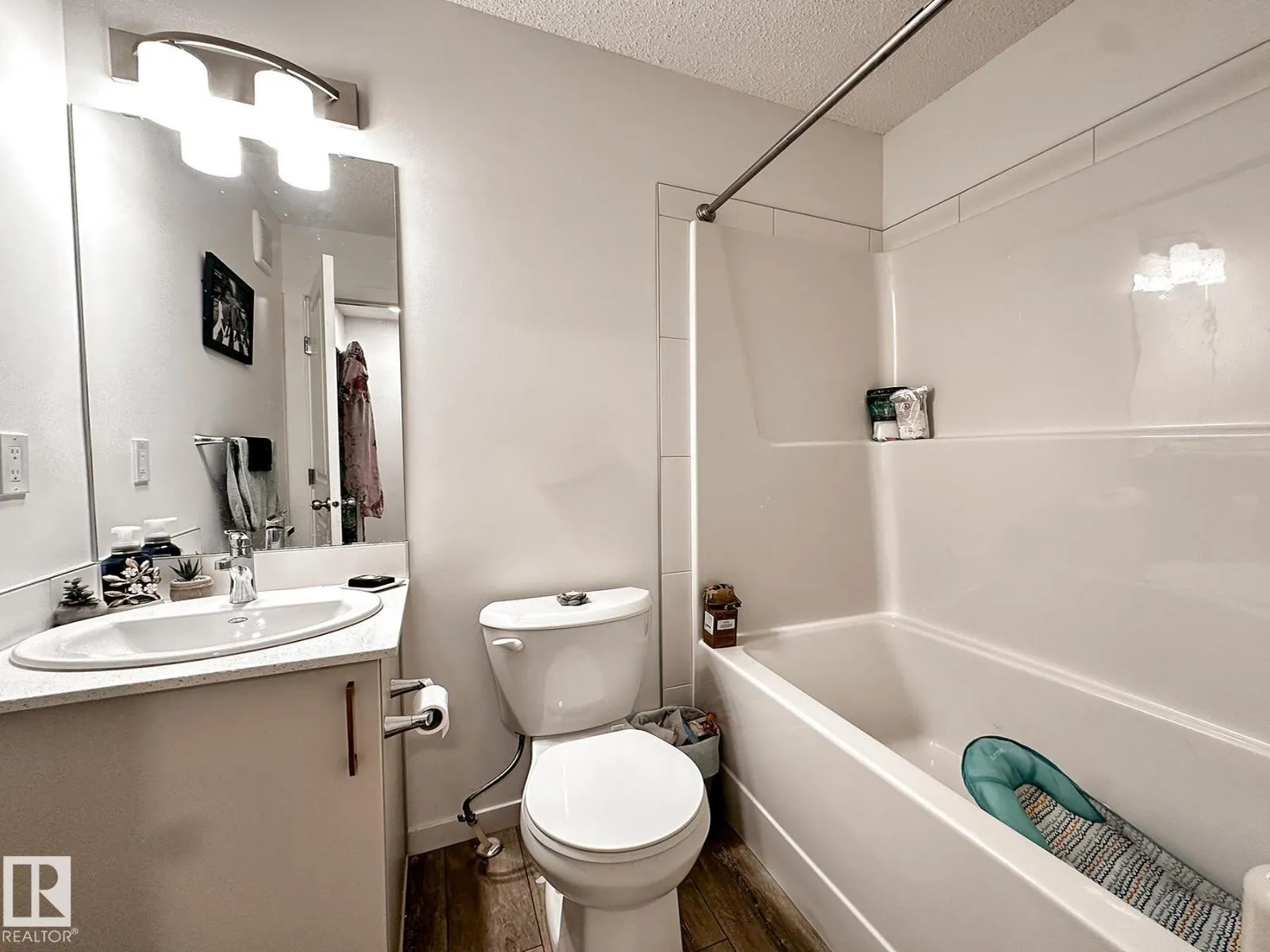 #13 1025 SECORD PROMENADE PM NW