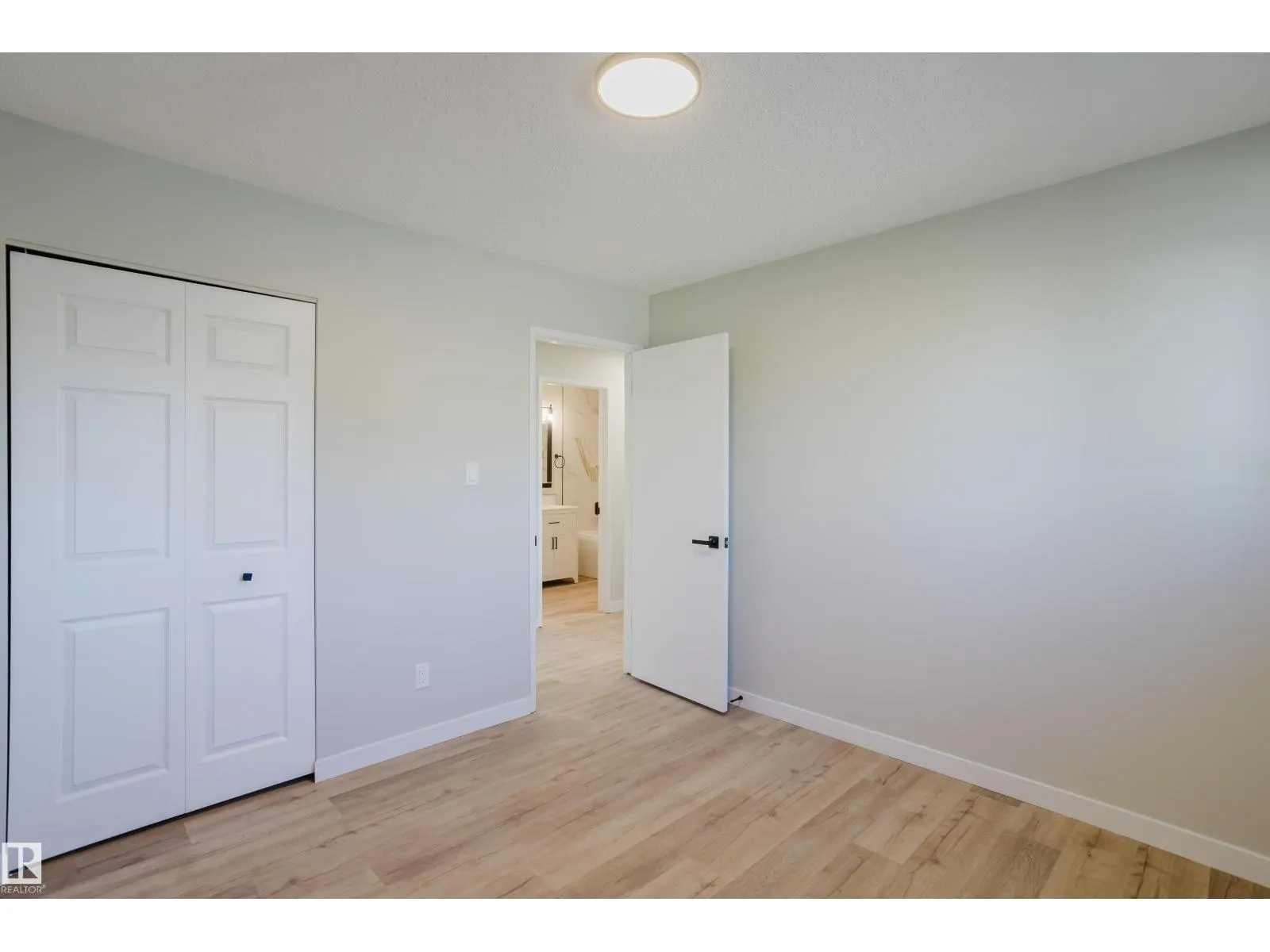 6303 179 ST NW