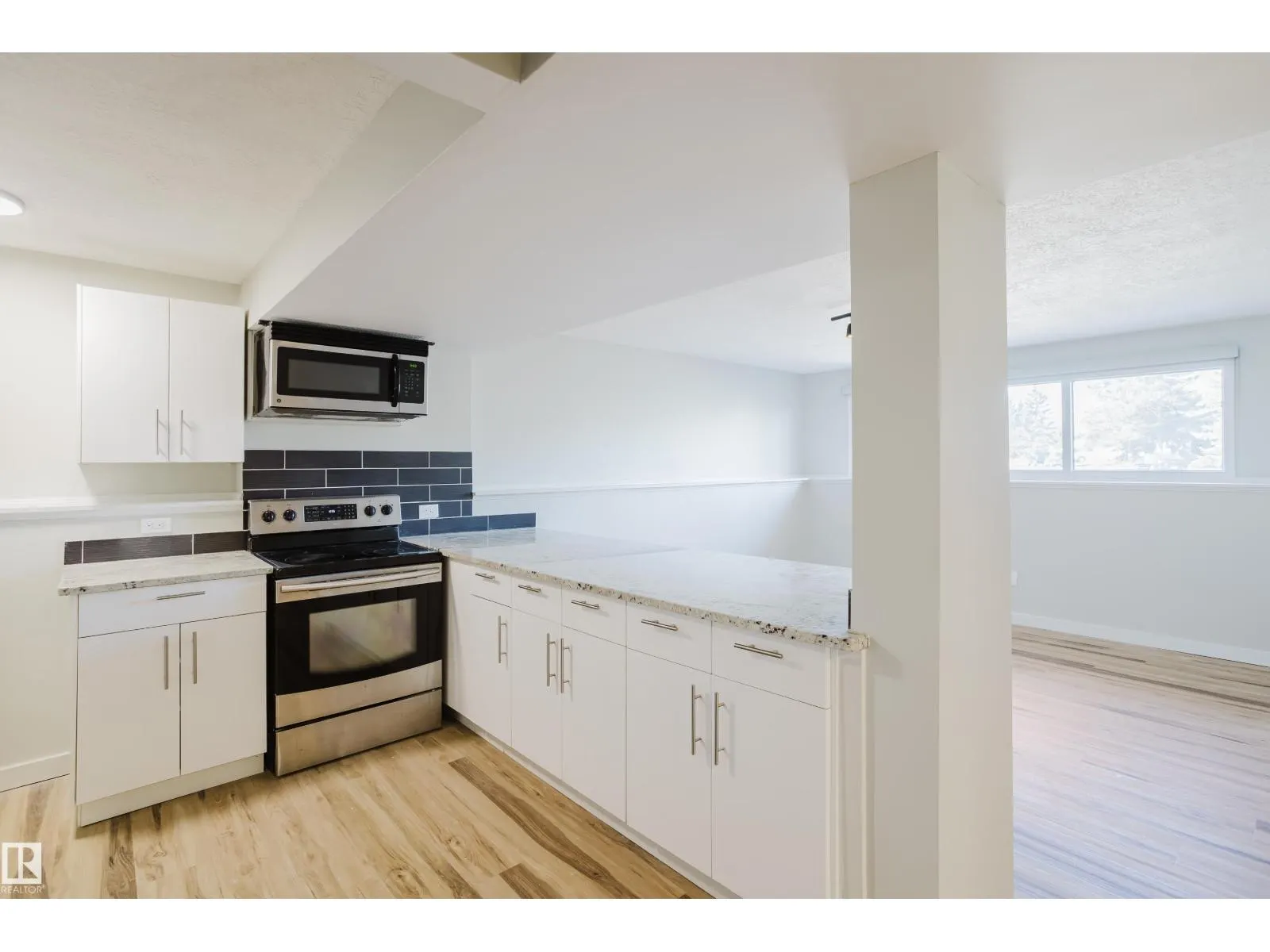 6303 179 ST NW