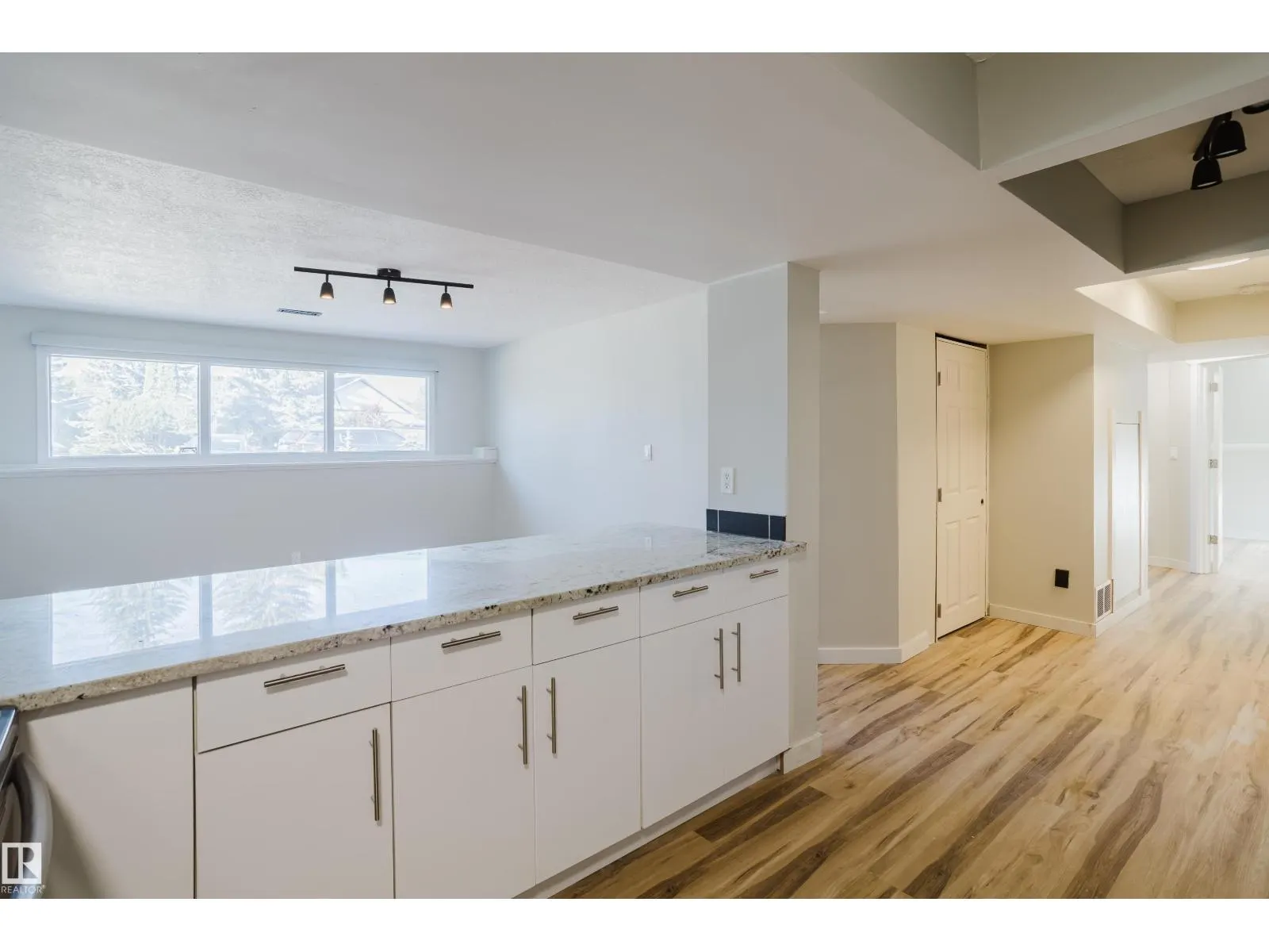 6303 179 ST NW