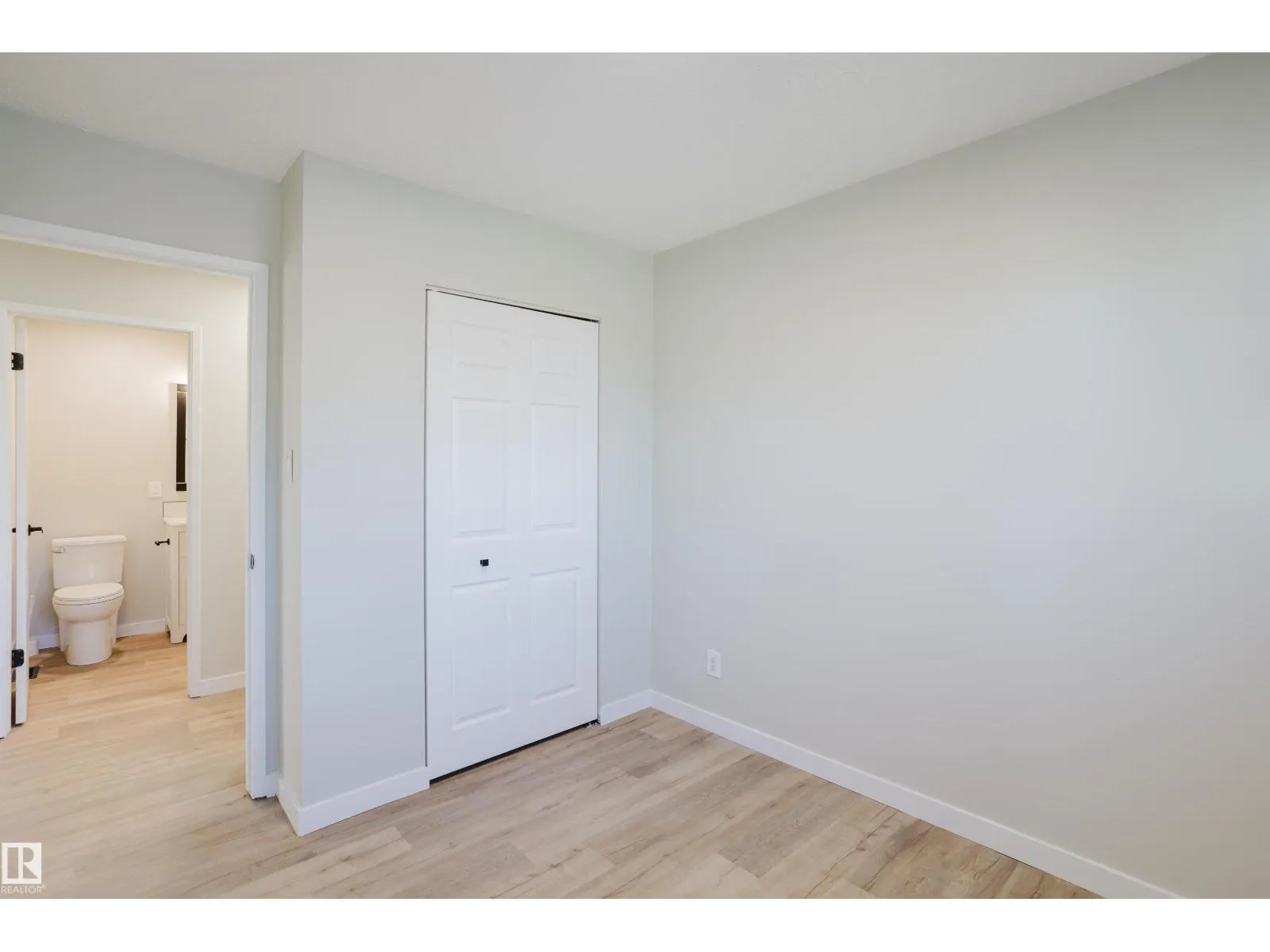 6303 179 ST NW