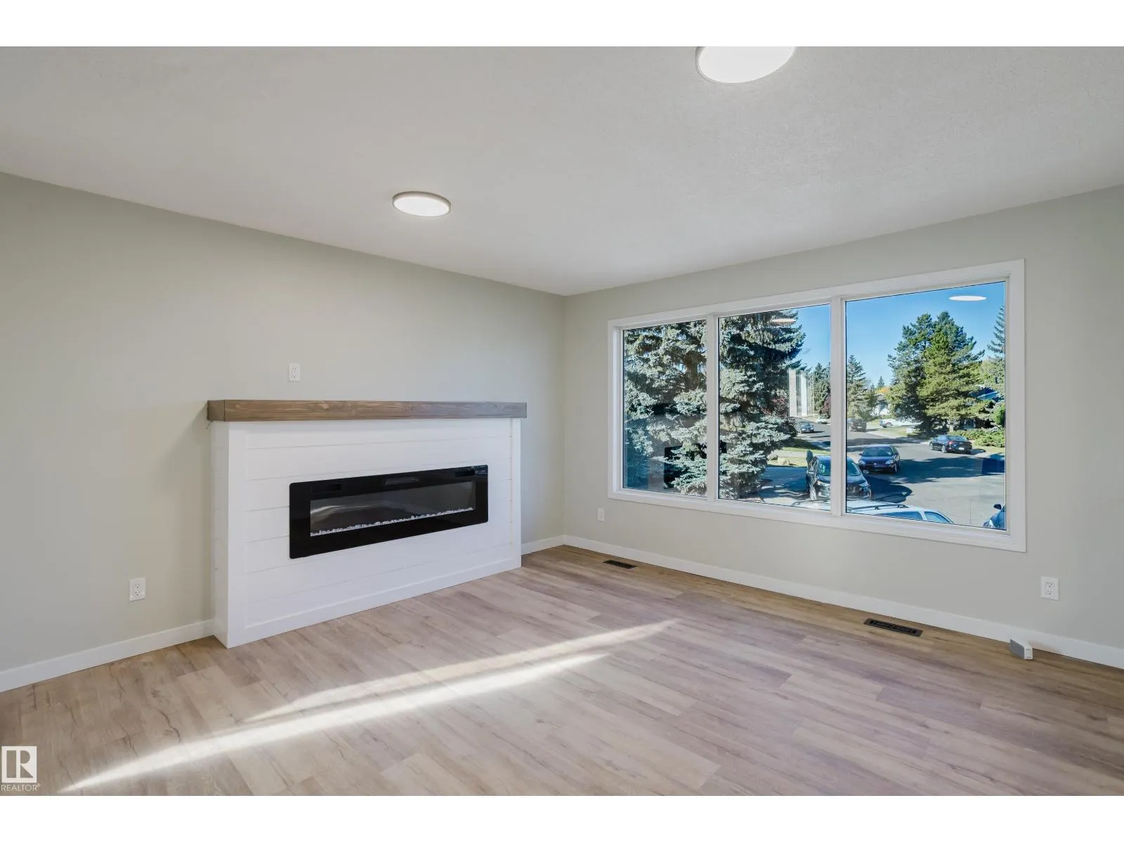 6303 179 ST NW