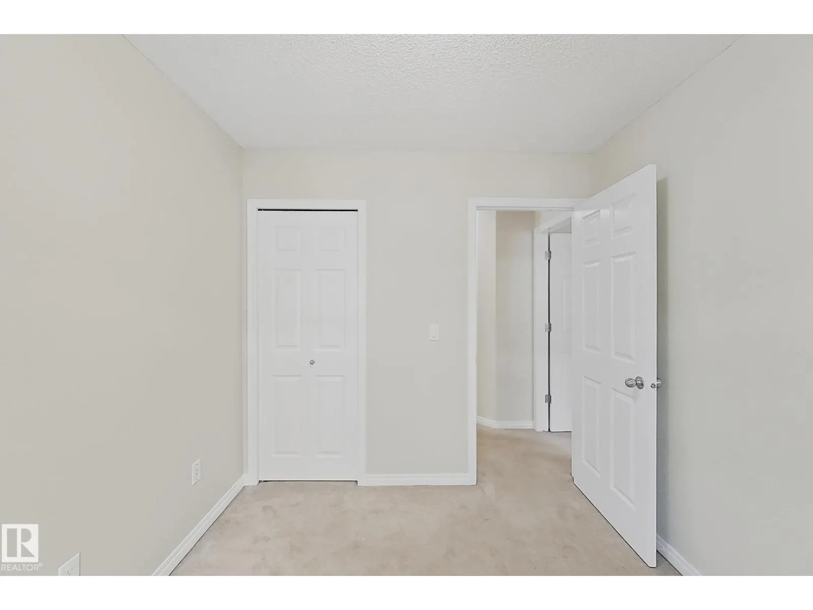 #150 1804 70 ST SW