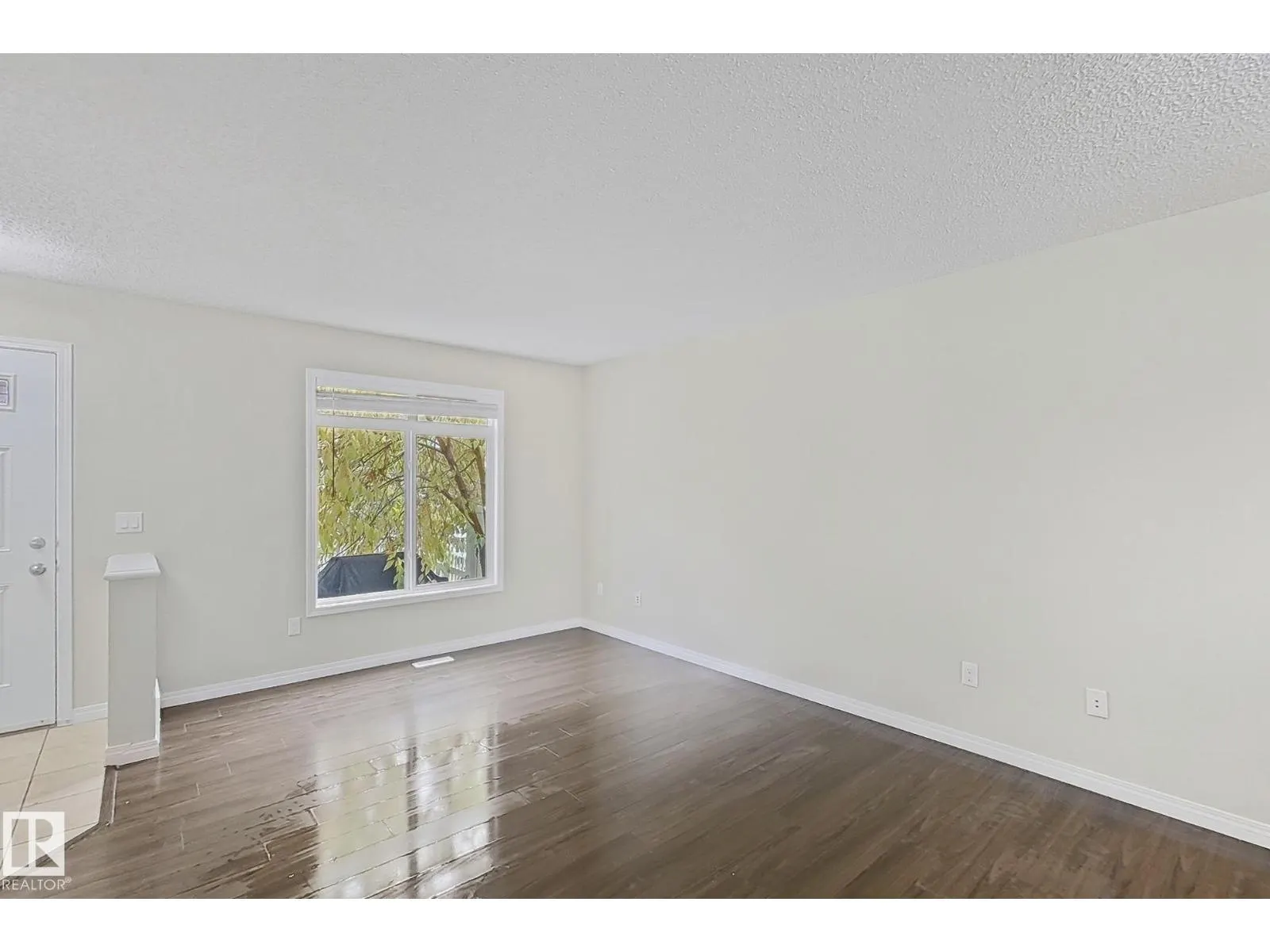 #150 1804 70 ST SW