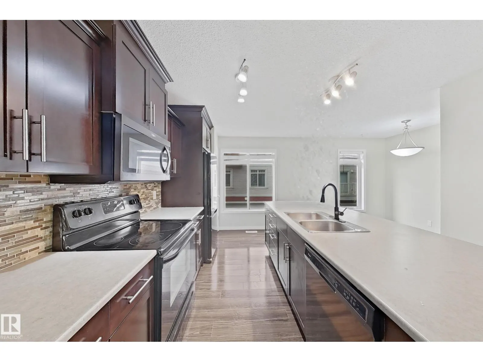 #150 1804 70 ST SW