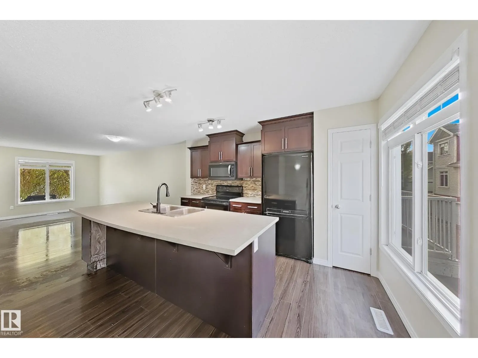 #150 1804 70 ST SW