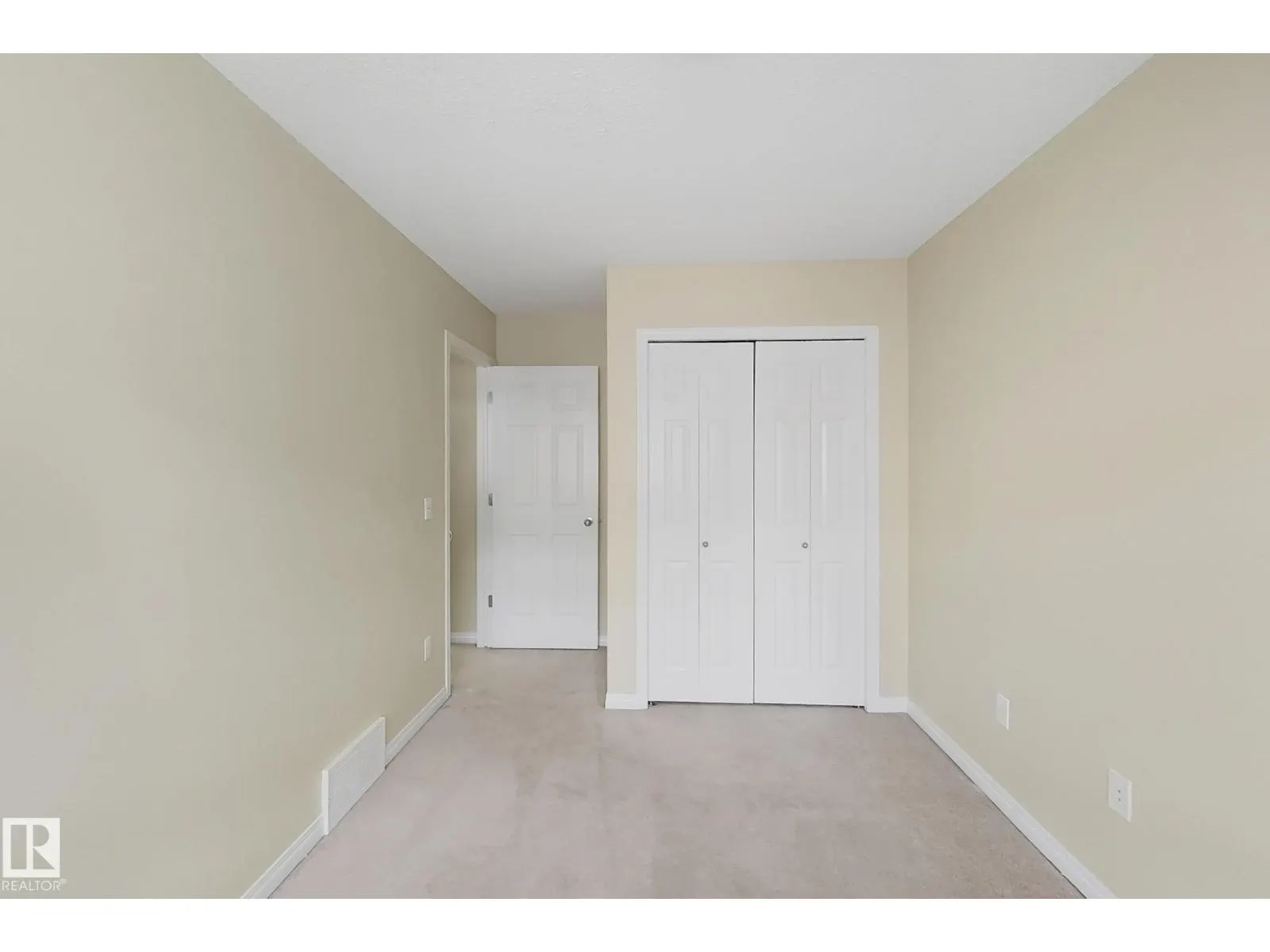 #150 1804 70 ST SW