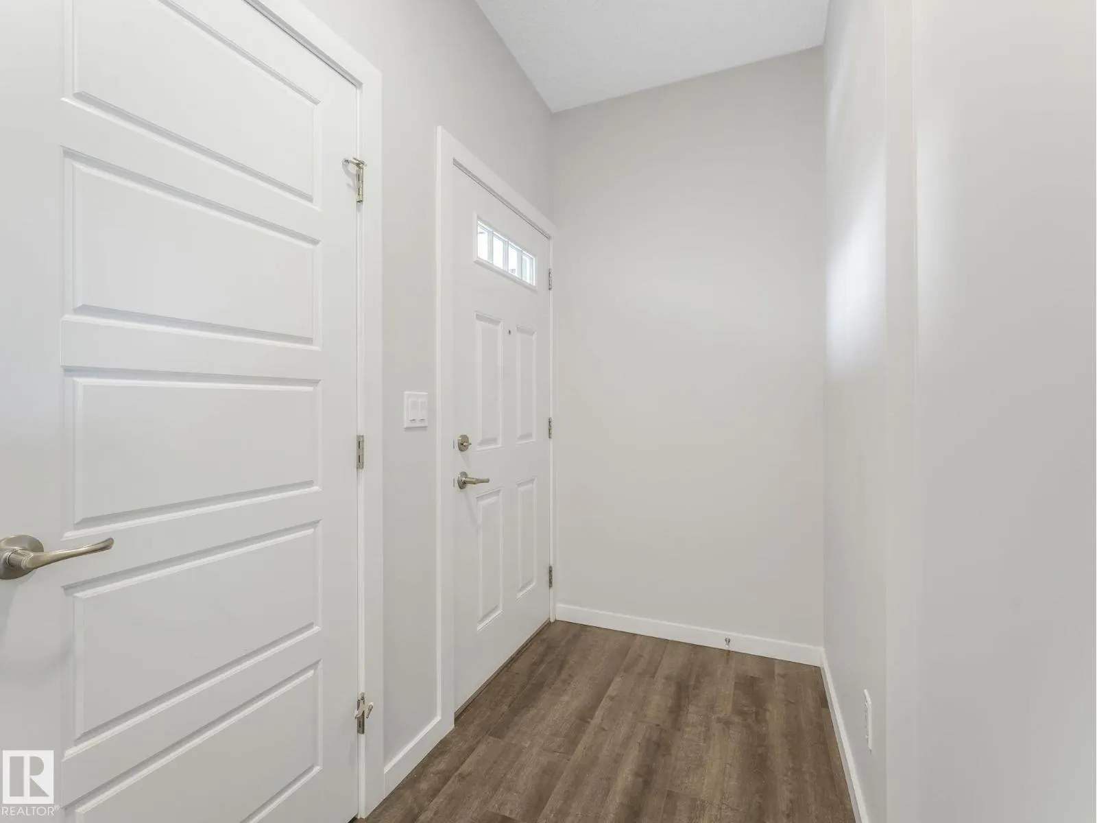 1407 DARBY GREEN GR SW