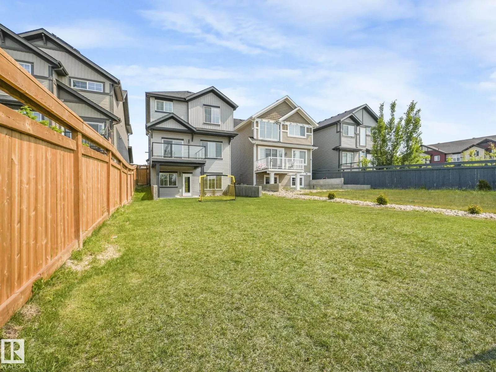 1407 DARBY GREEN GR SW