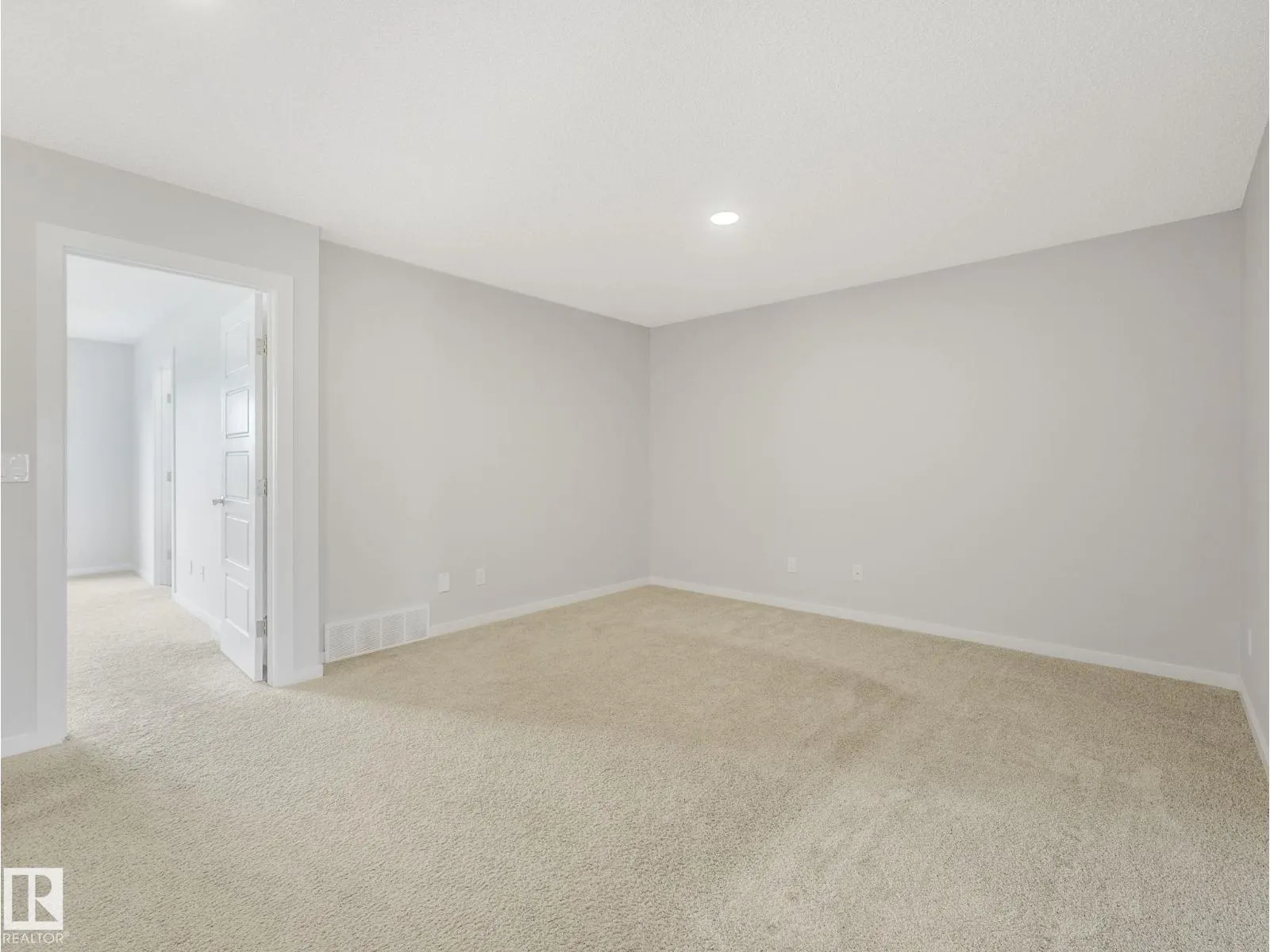 1407 DARBY GREEN GR SW