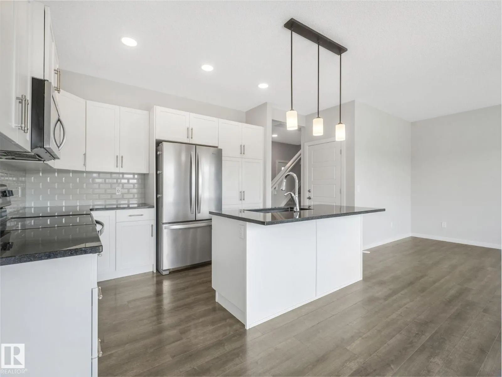 1407 DARBY GREEN GR SW