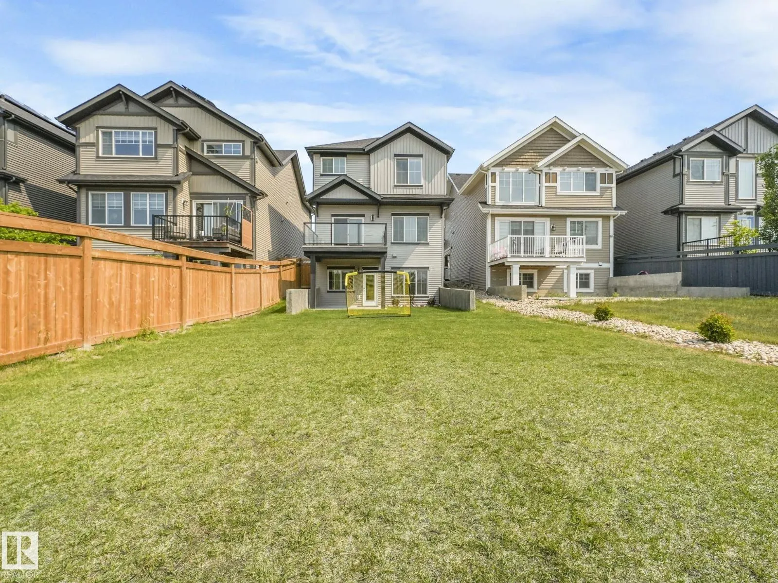 1407 DARBY GREEN GR SW