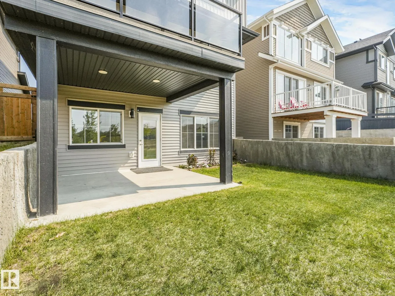 1407 DARBY GREEN GR SW