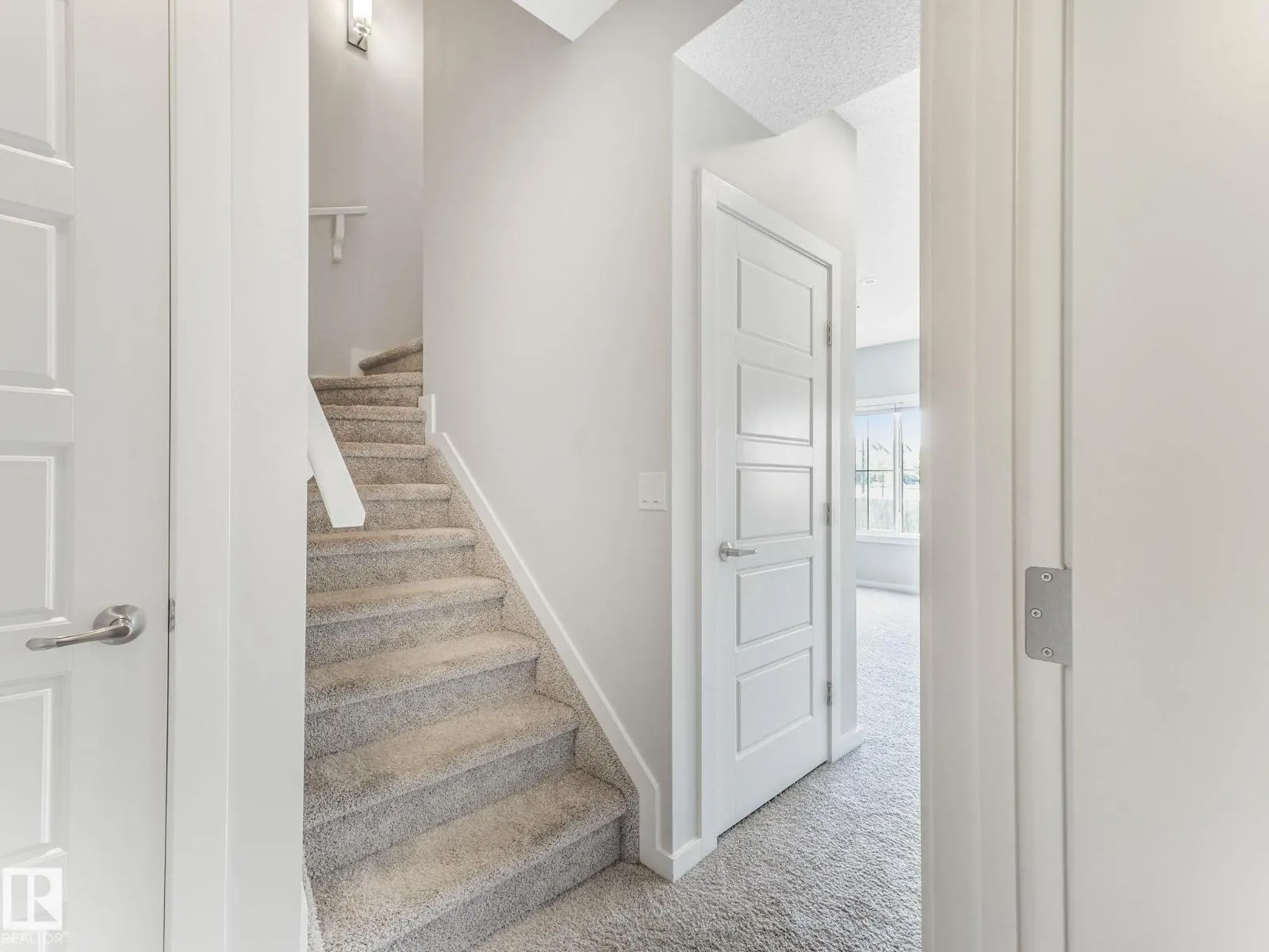 1407 DARBY GREEN GR SW