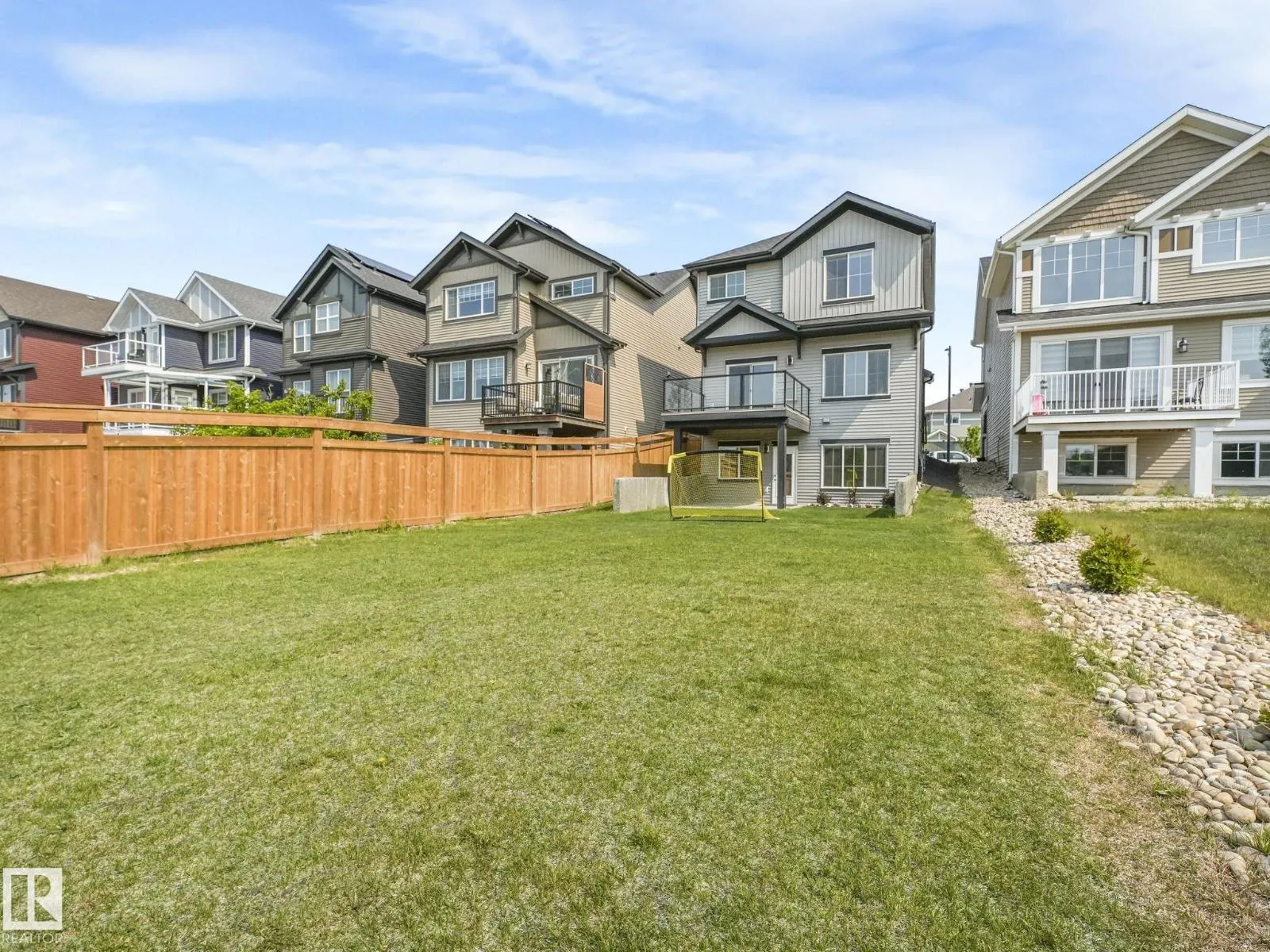 1407 DARBY GREEN GR SW