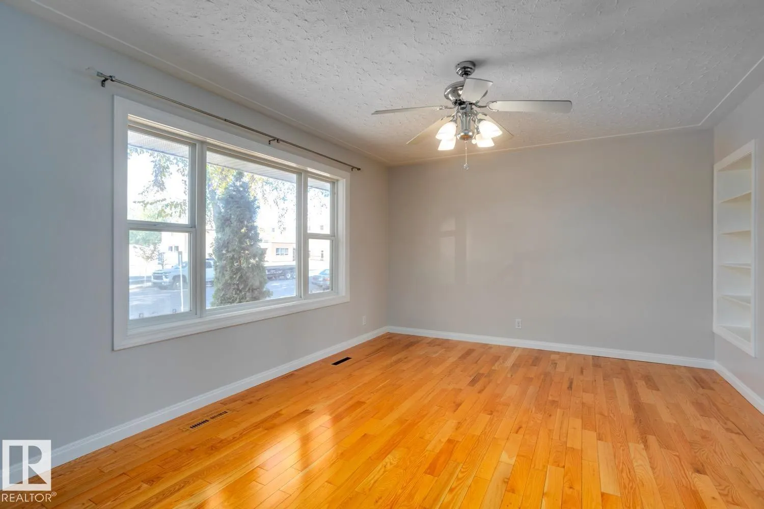 13031 116 ST NW