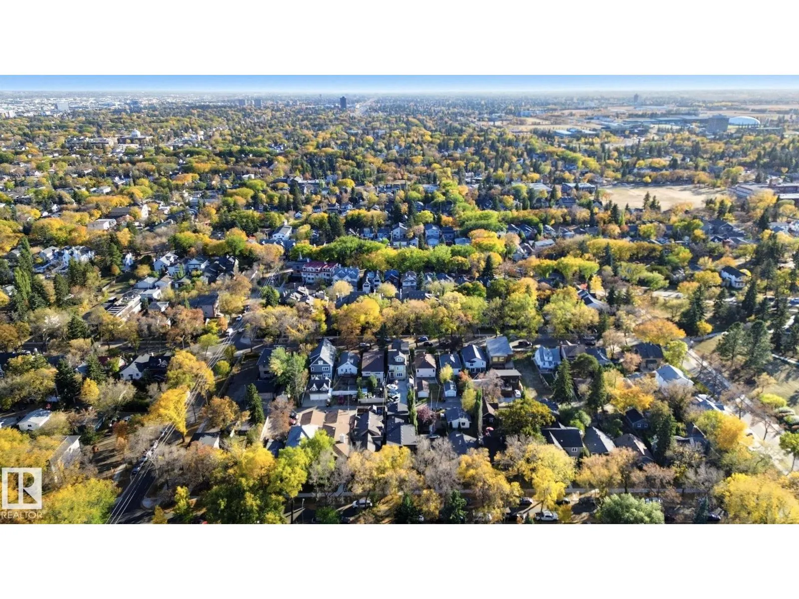11121 81 AV NW