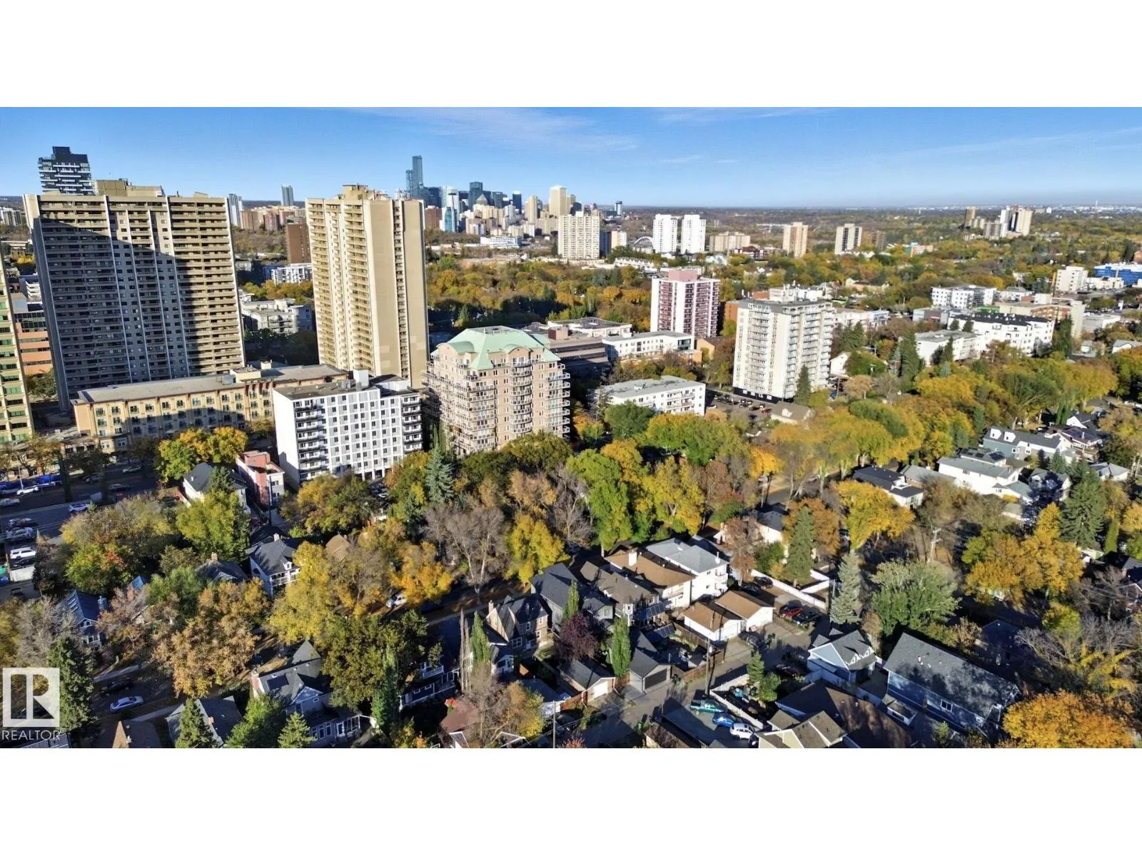 11121 81 AV NW