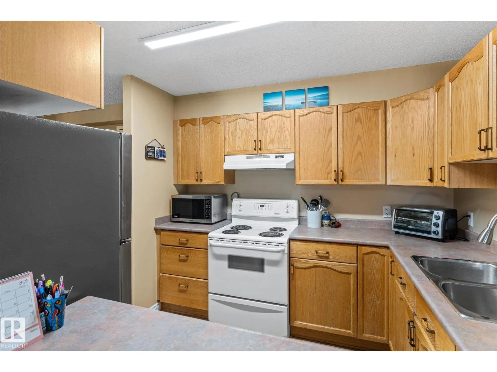 #203 160 KINGSWOOD BV