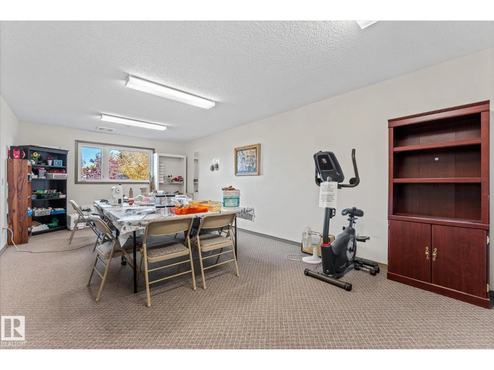 #203 160 KINGSWOOD BV