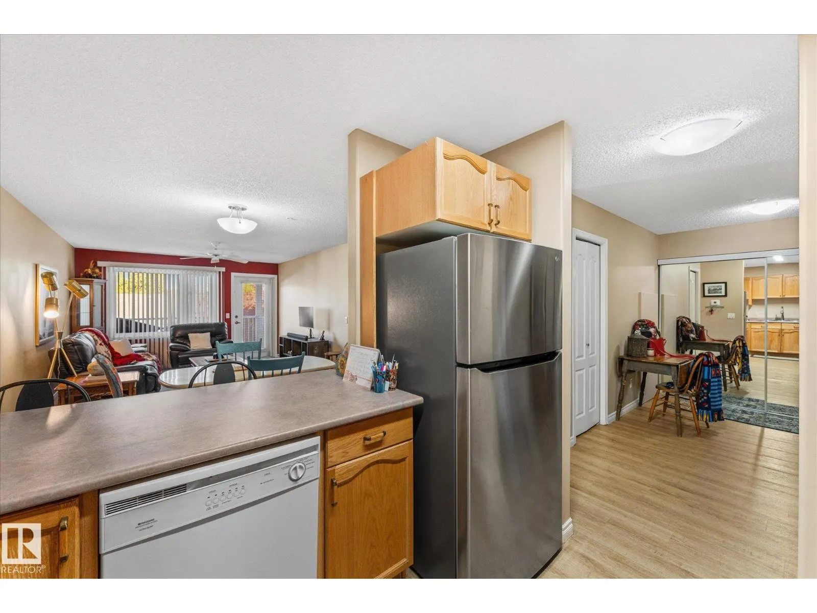 #203 160 KINGSWOOD BV