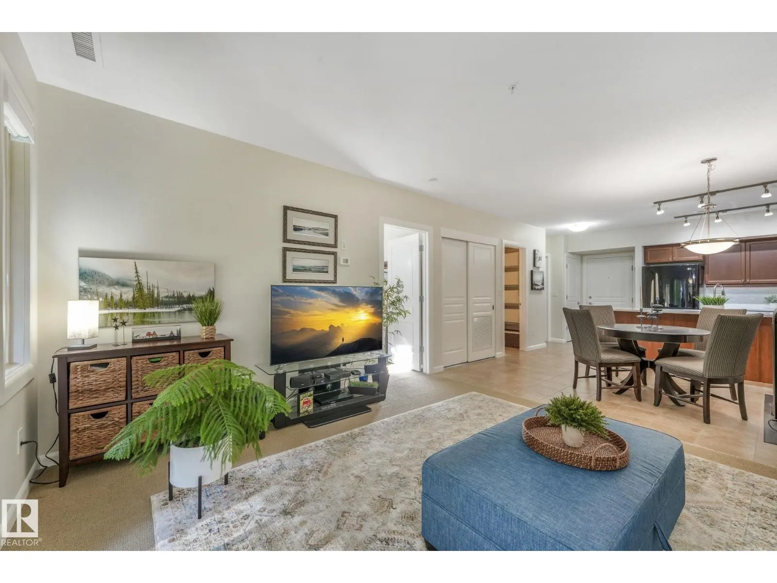 #112 500 PALISADES WY