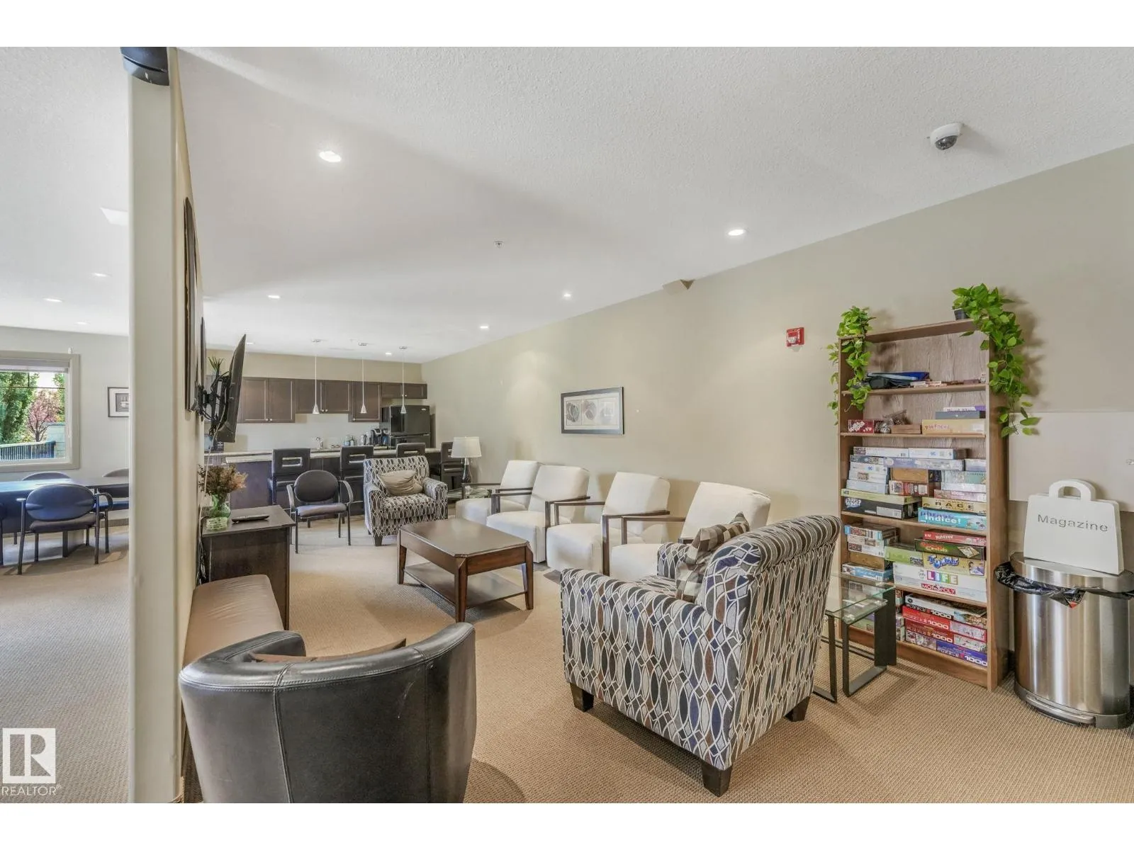 #112 500 PALISADES WY