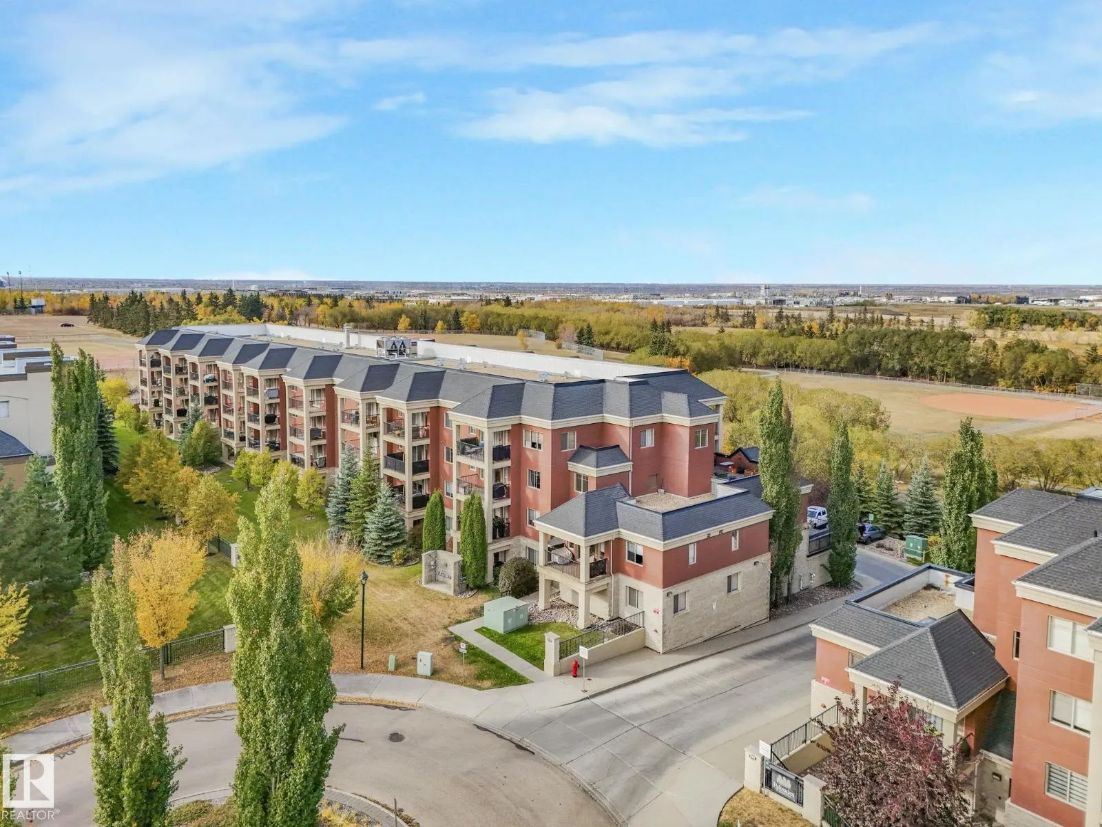 #112 500 PALISADES WY