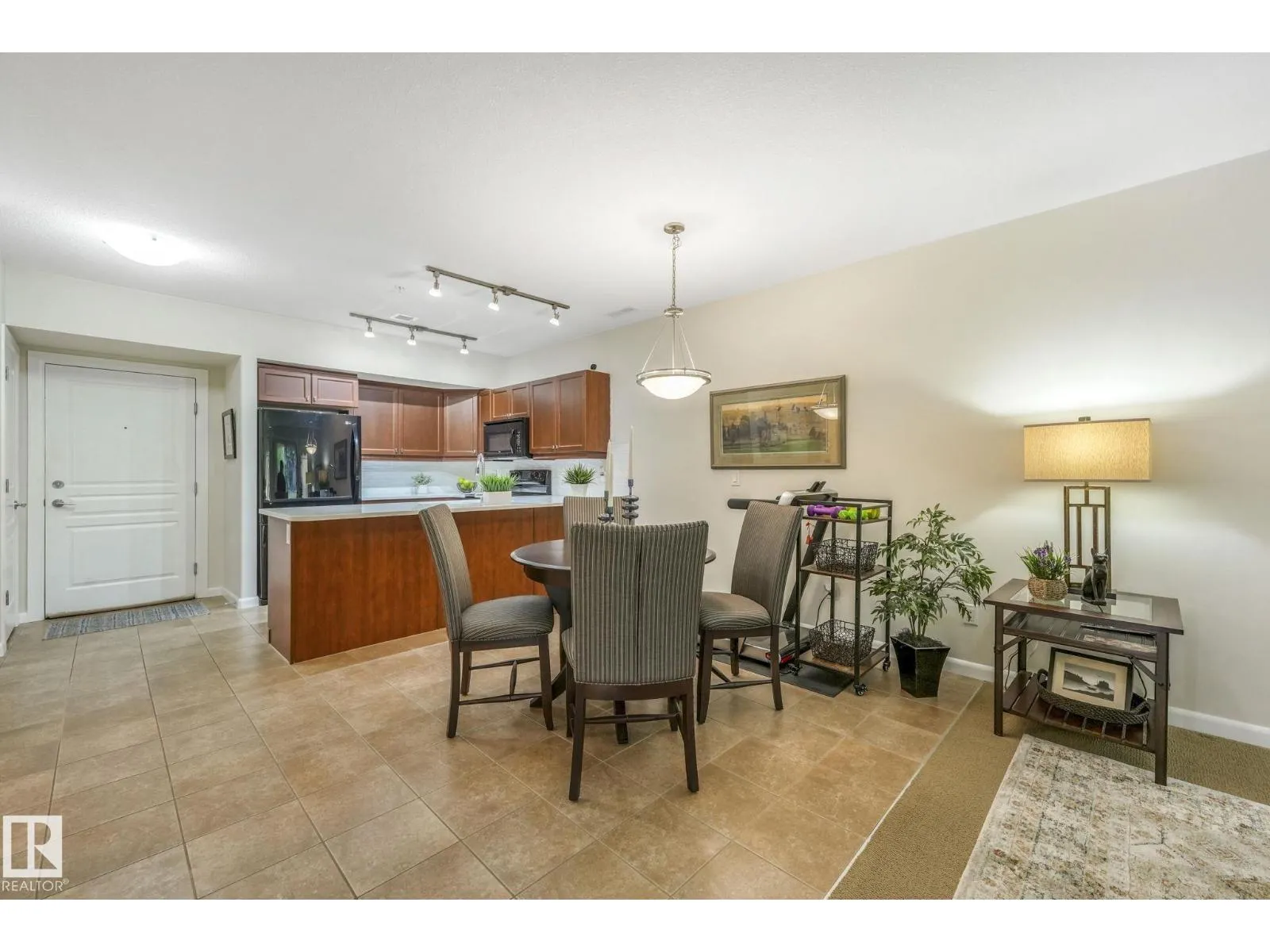 #112 500 PALISADES WY